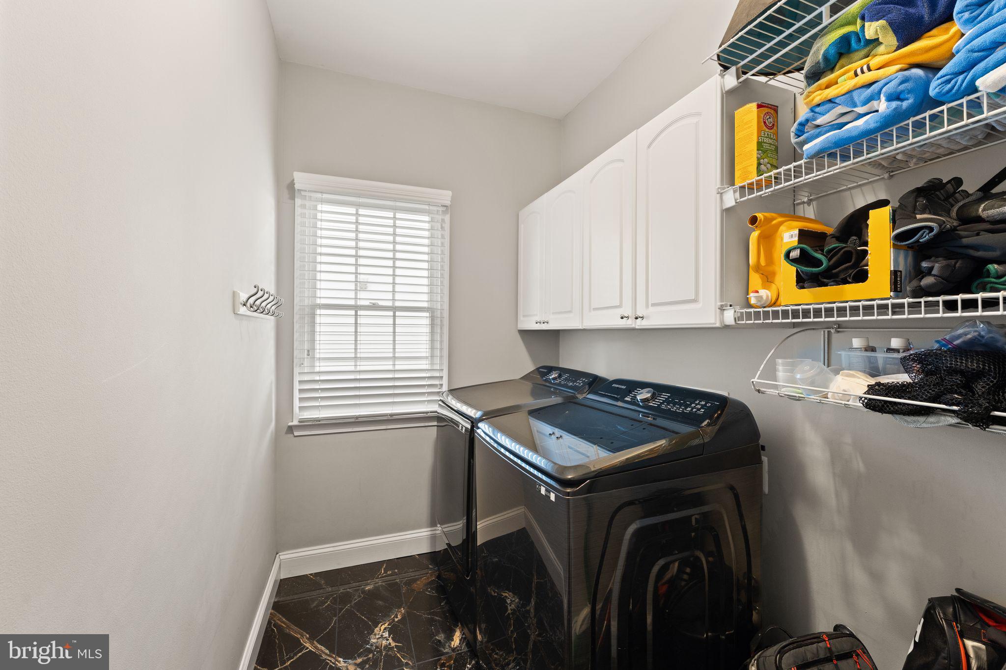 BELMONT COUNTRY CLUB - Residential