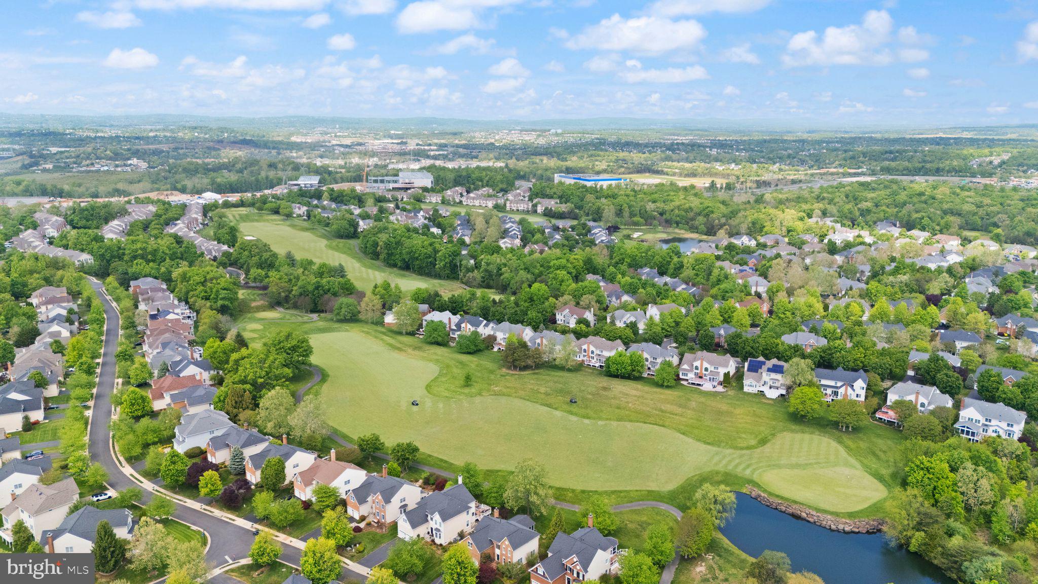 BELMONT COUNTRY CLUB - Residential