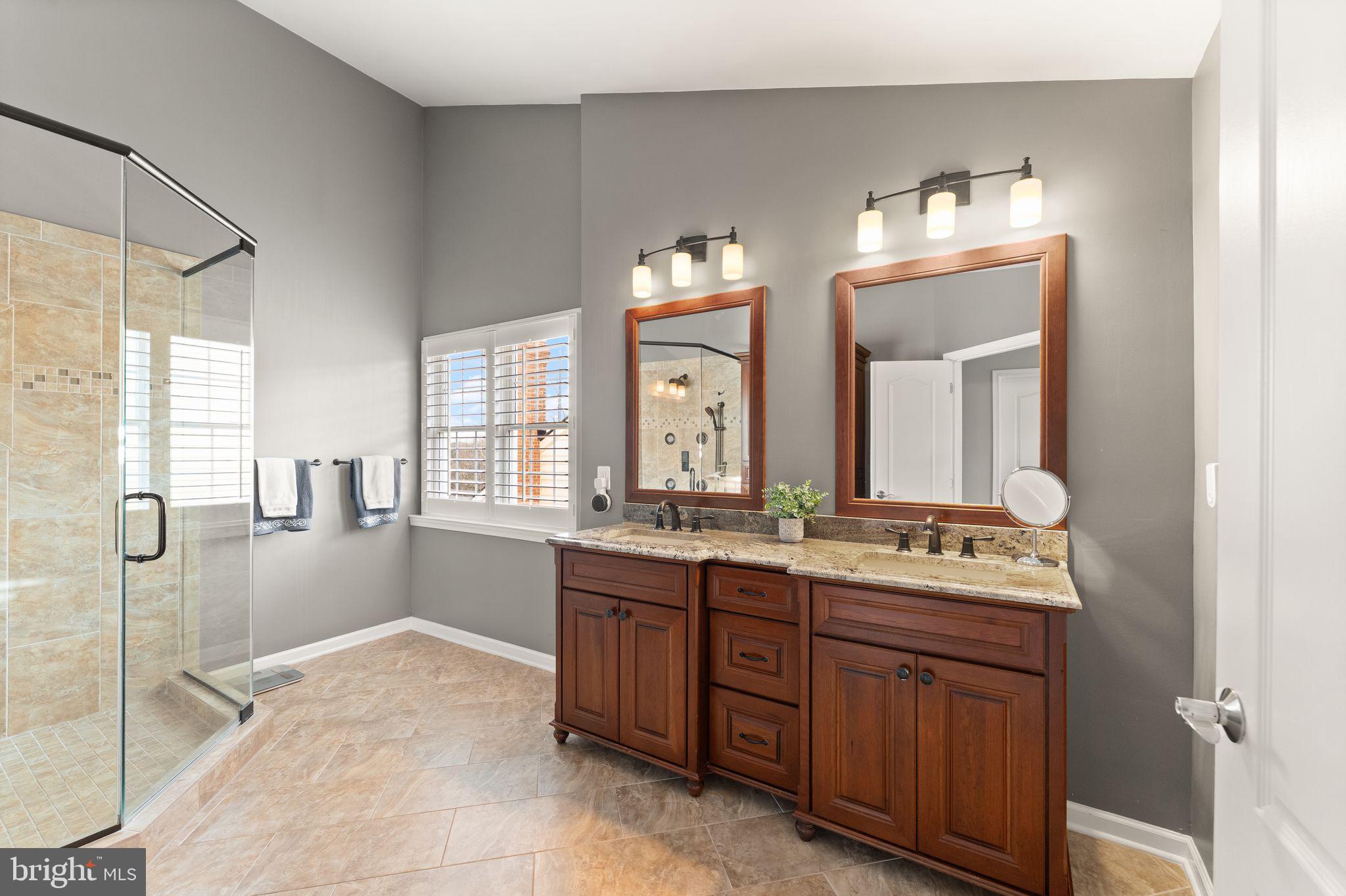 BELMONT COUNTRY CLUB - Residential