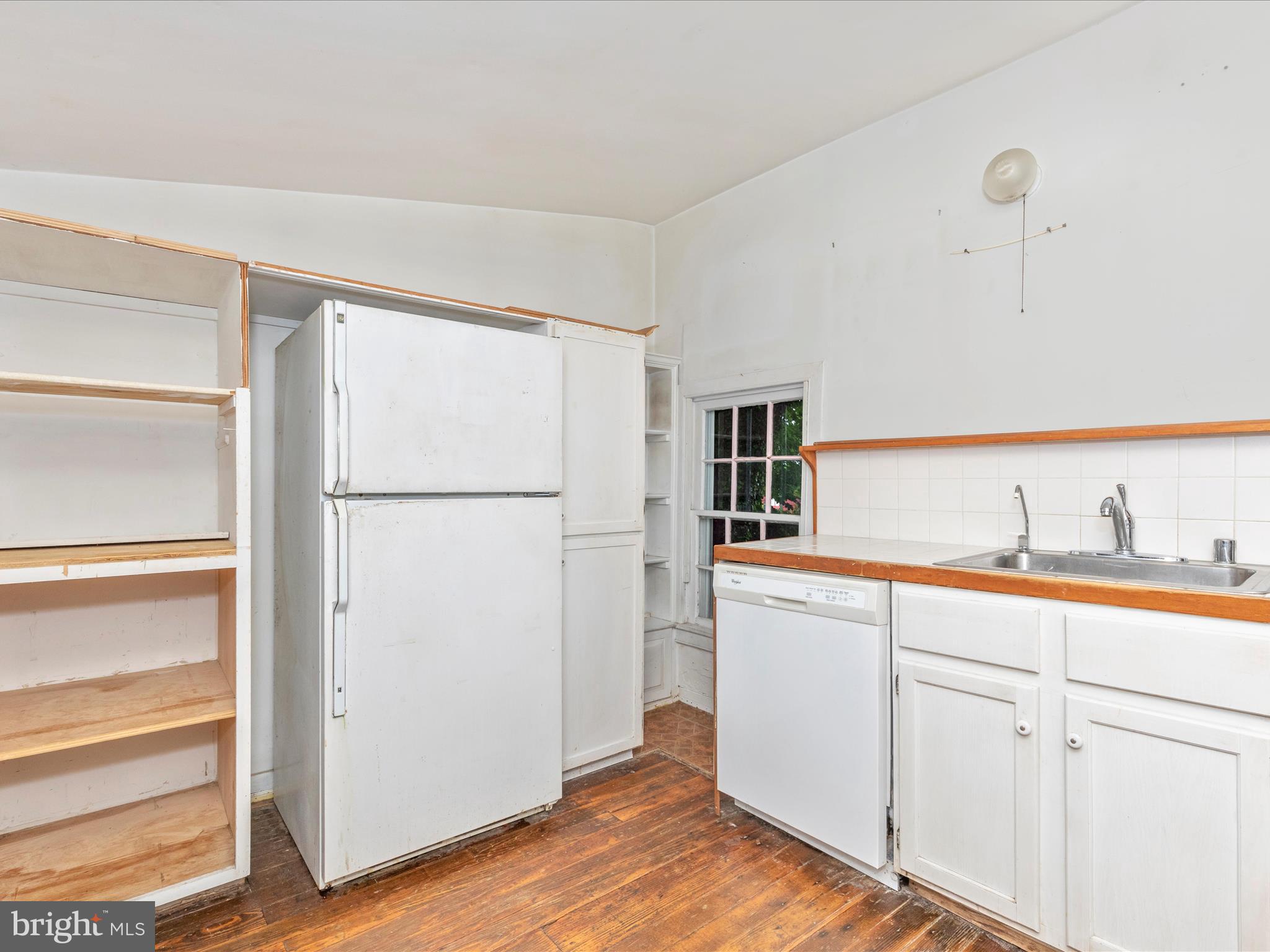 UNIONTOWN - Residential