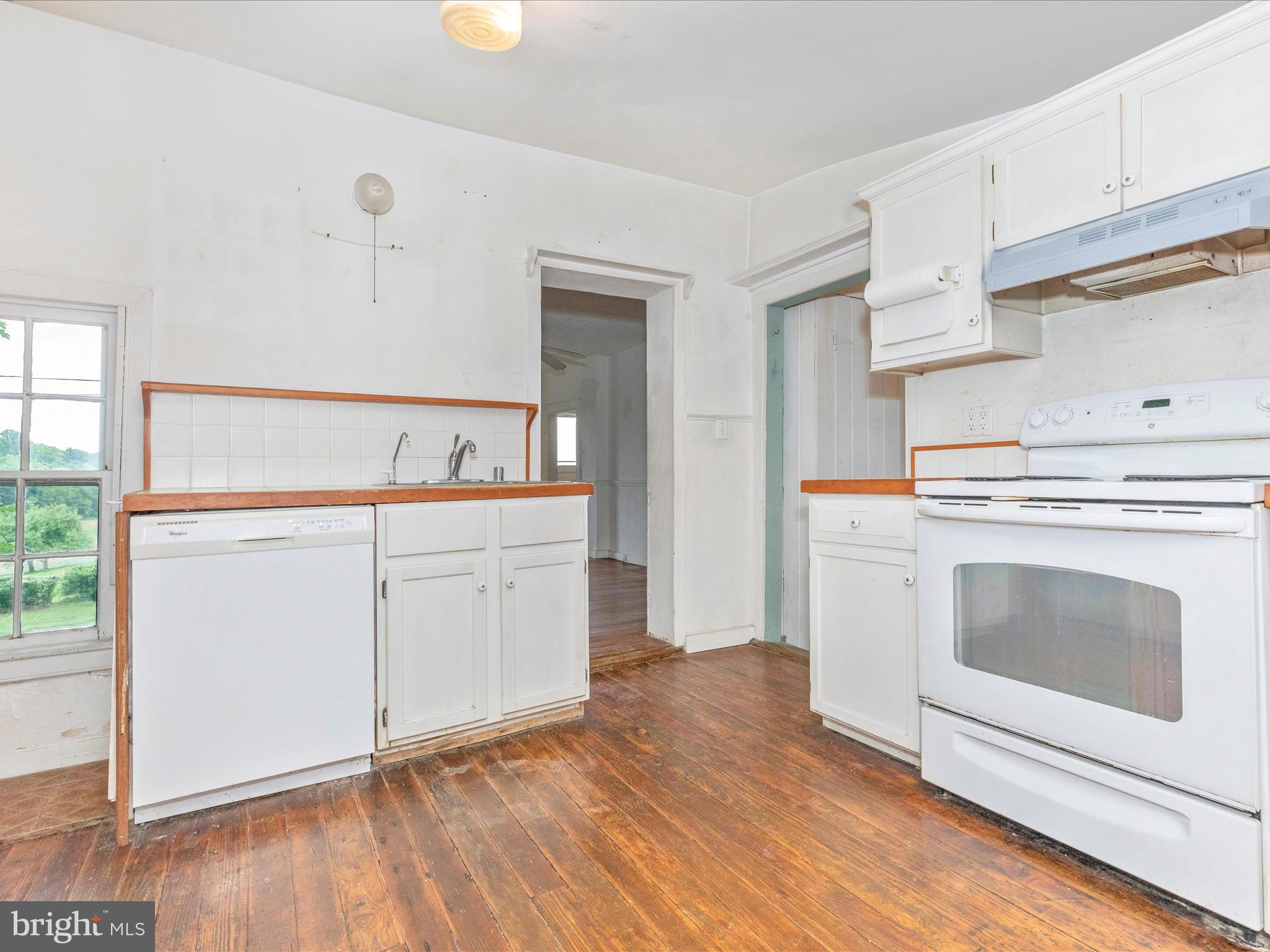 UNIONTOWN - Residential