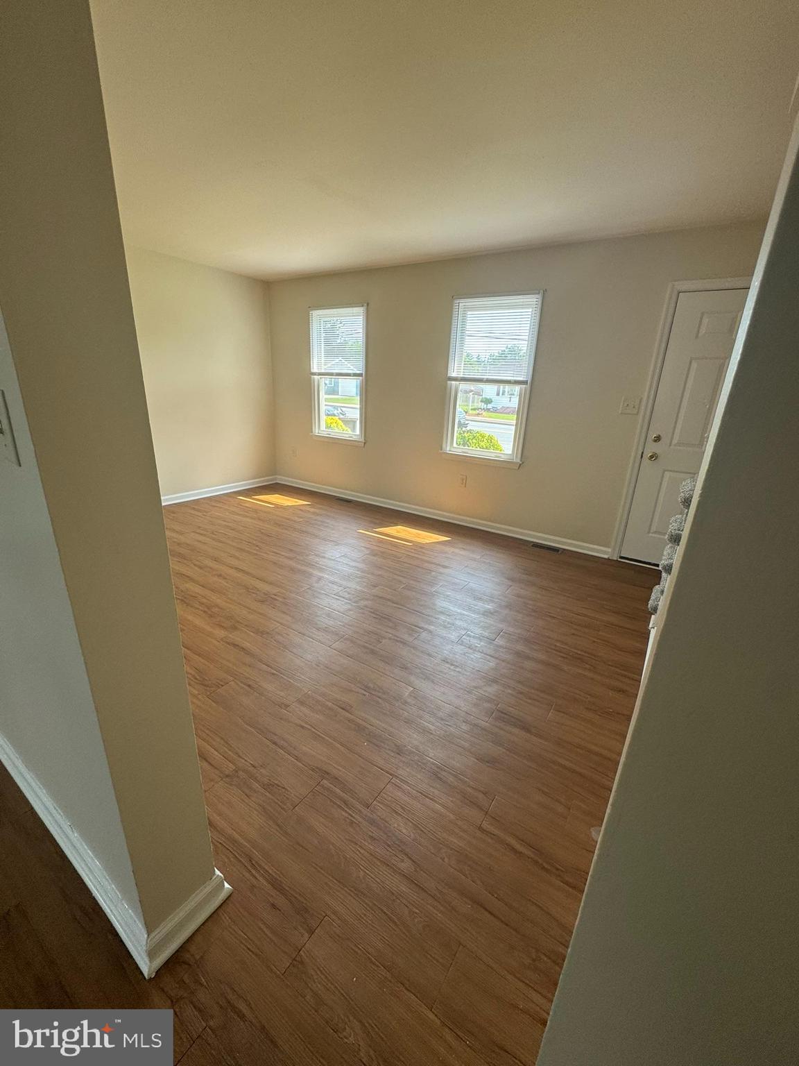 527 WOODSTOCK ROAD