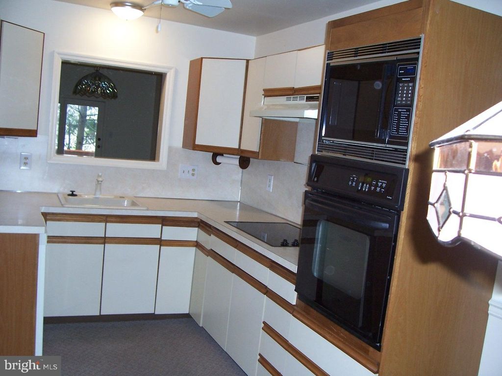 Photo of 108 TREETOPS DR, LANCASTER, PA 17601 (MLS # PALA2034344)