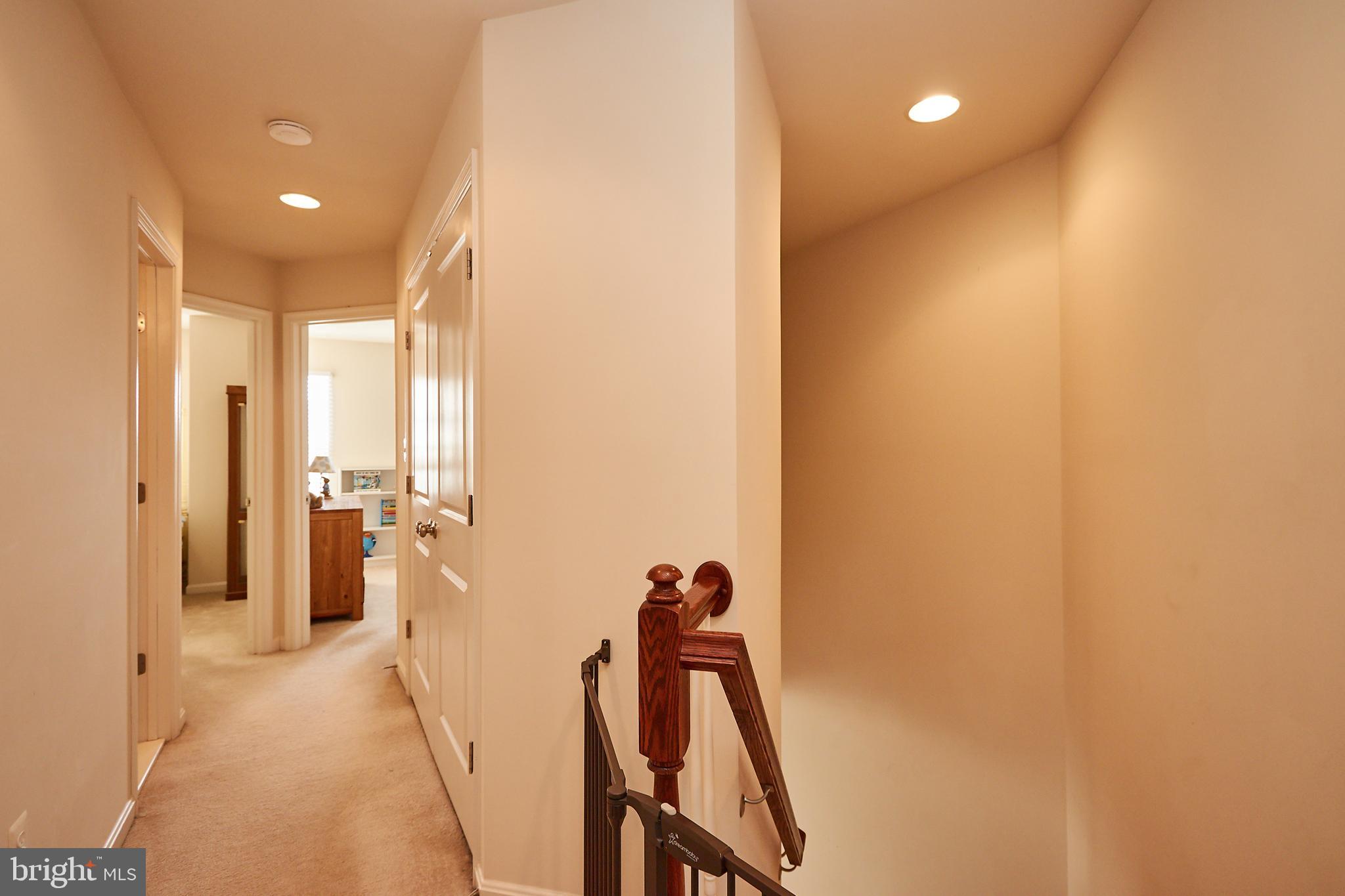 PEMBROOKE - Residential