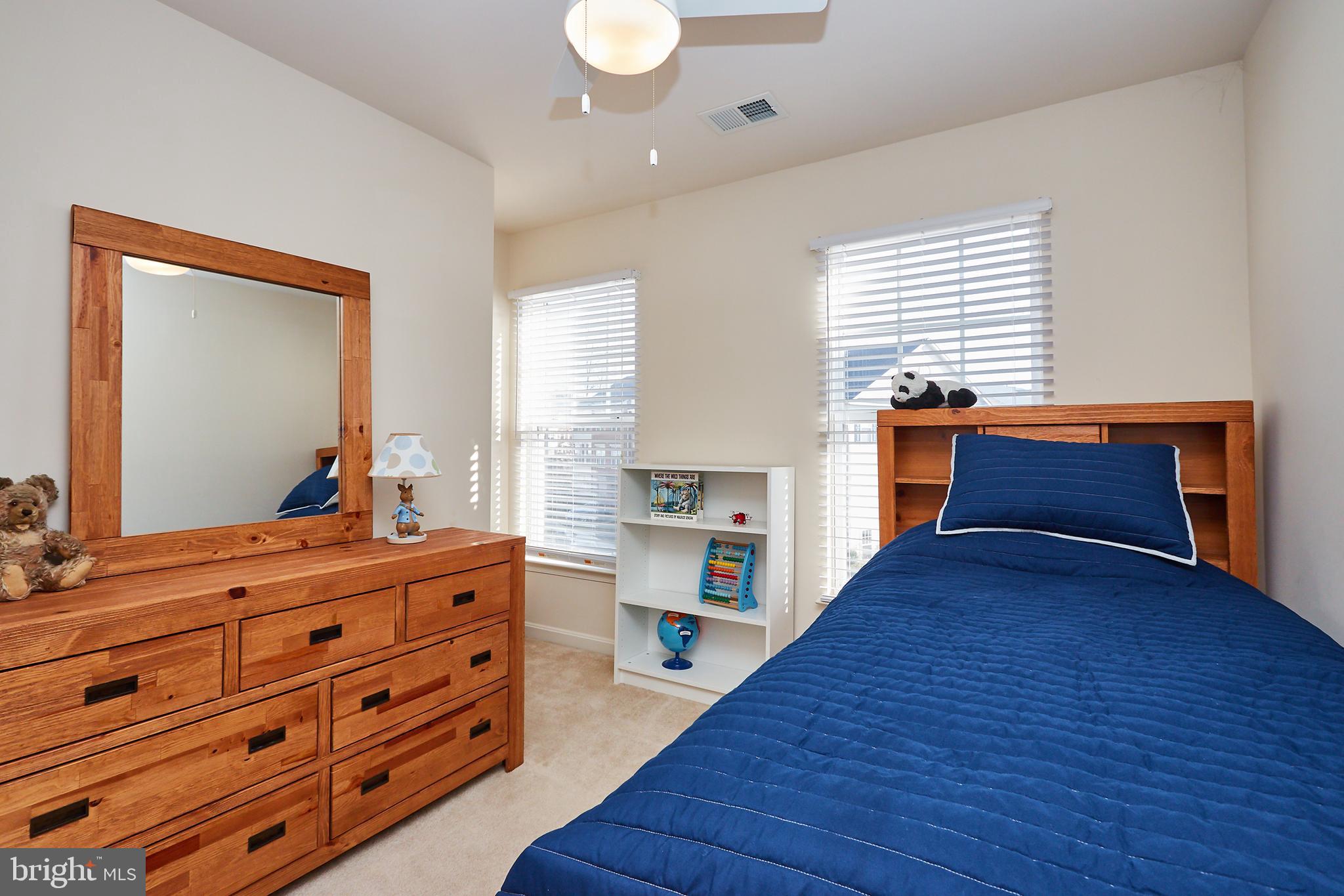 PEMBROOKE - Residential