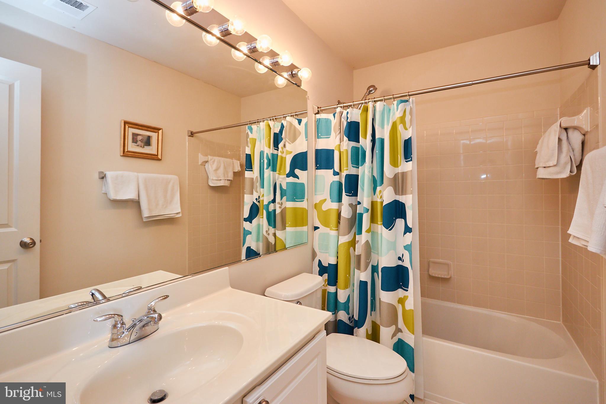 PEMBROOKE - Residential