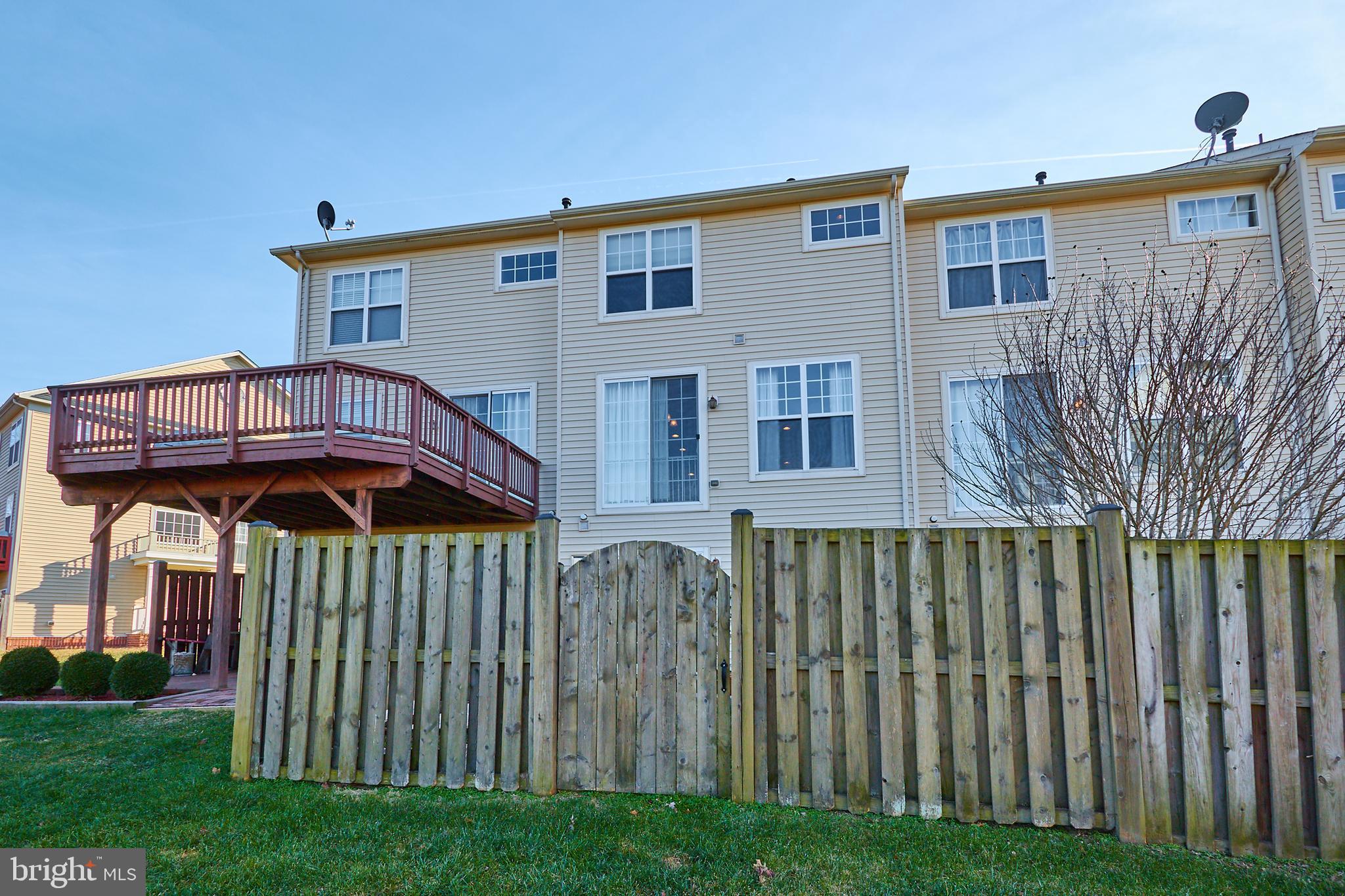 PEMBROOKE - Residential