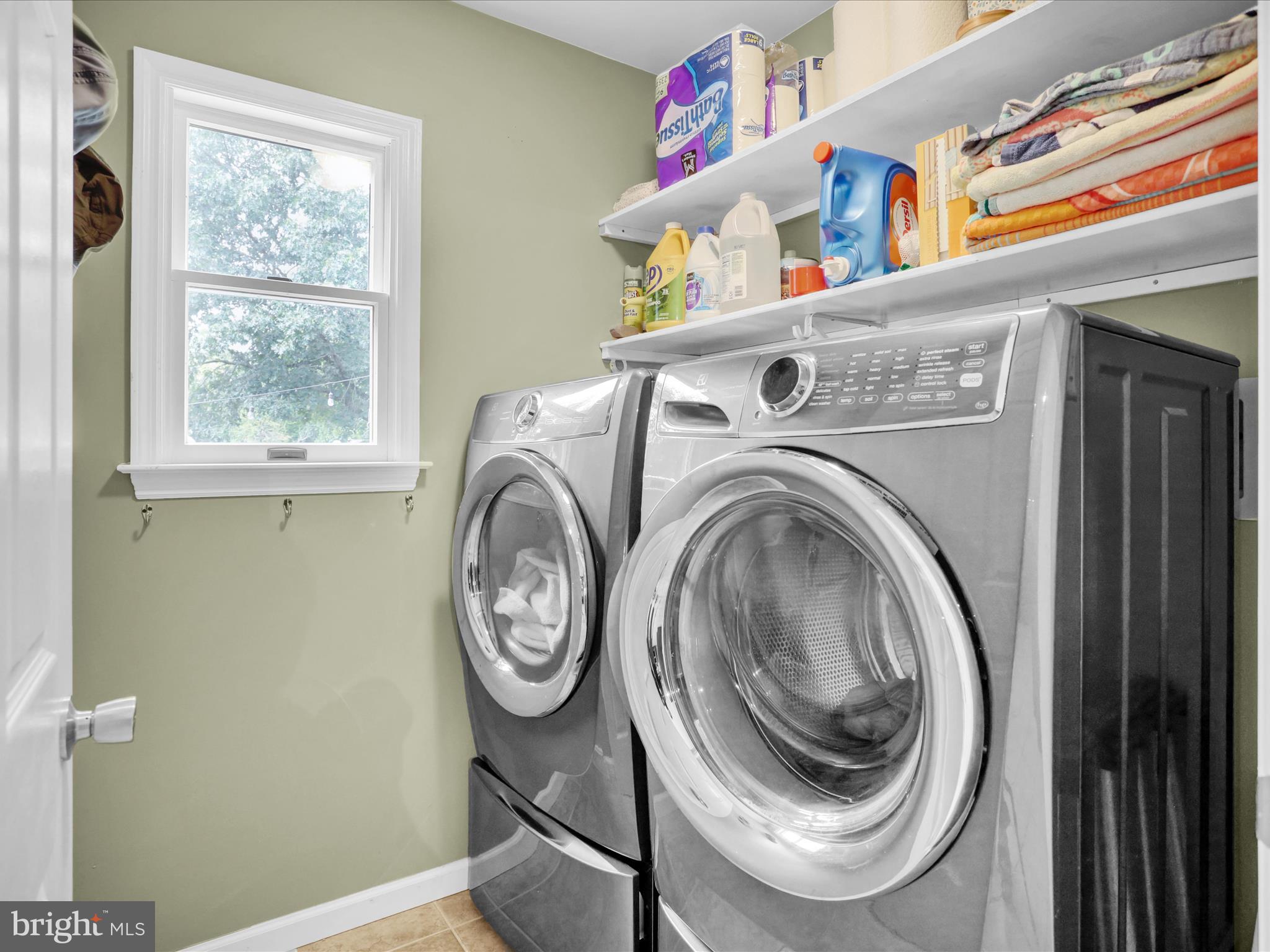 HILLTOP ESTATES NO - Residential