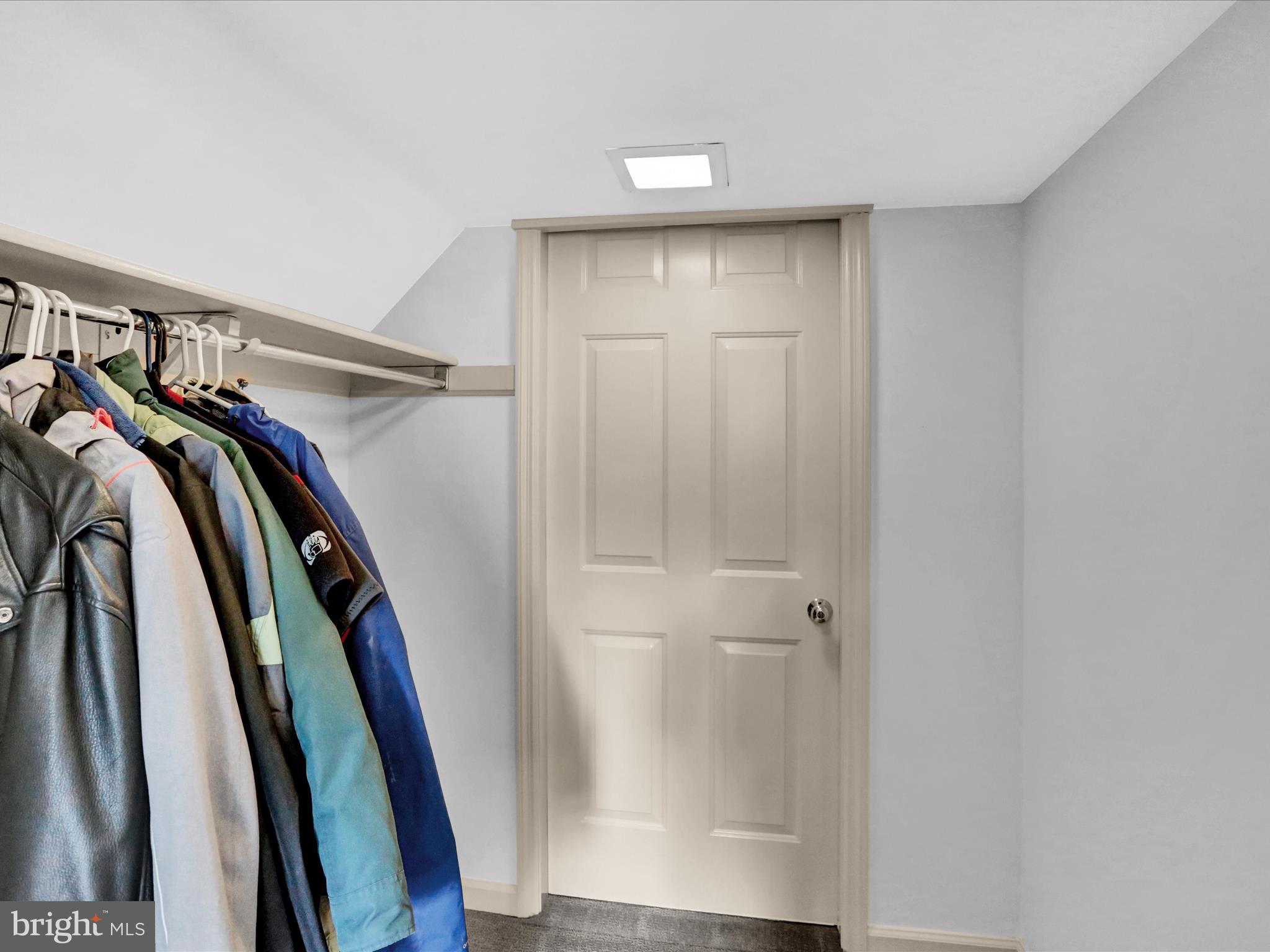 HILLTOP ESTATES NO - Residential