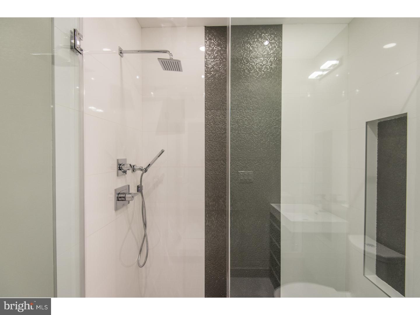 GRADUATE HOSPITAL - Residential Lease