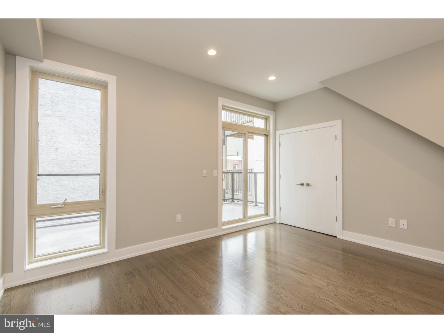 GRADUATE HOSPITAL - Residential Lease