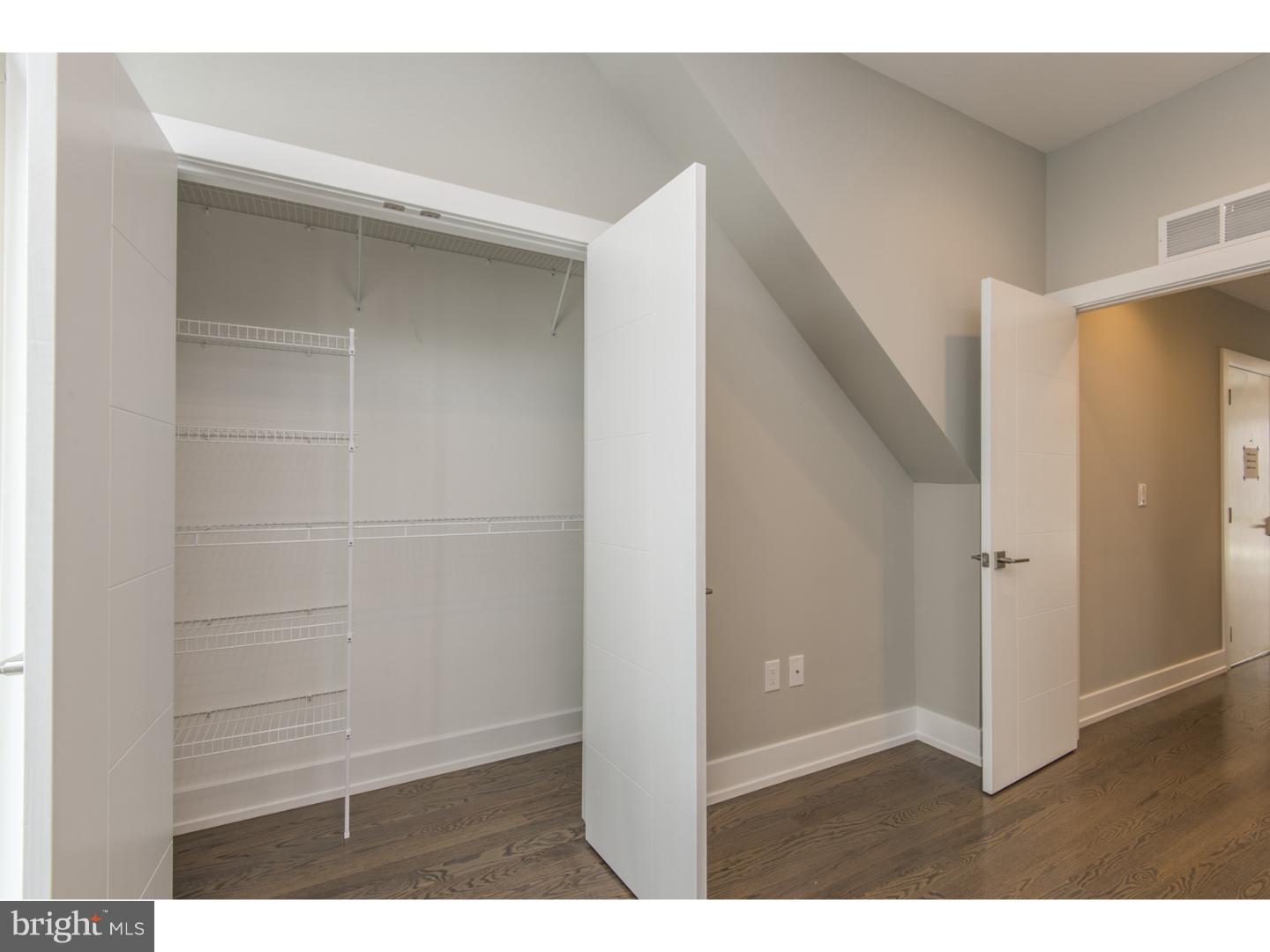 GRADUATE HOSPITAL - Residential Lease