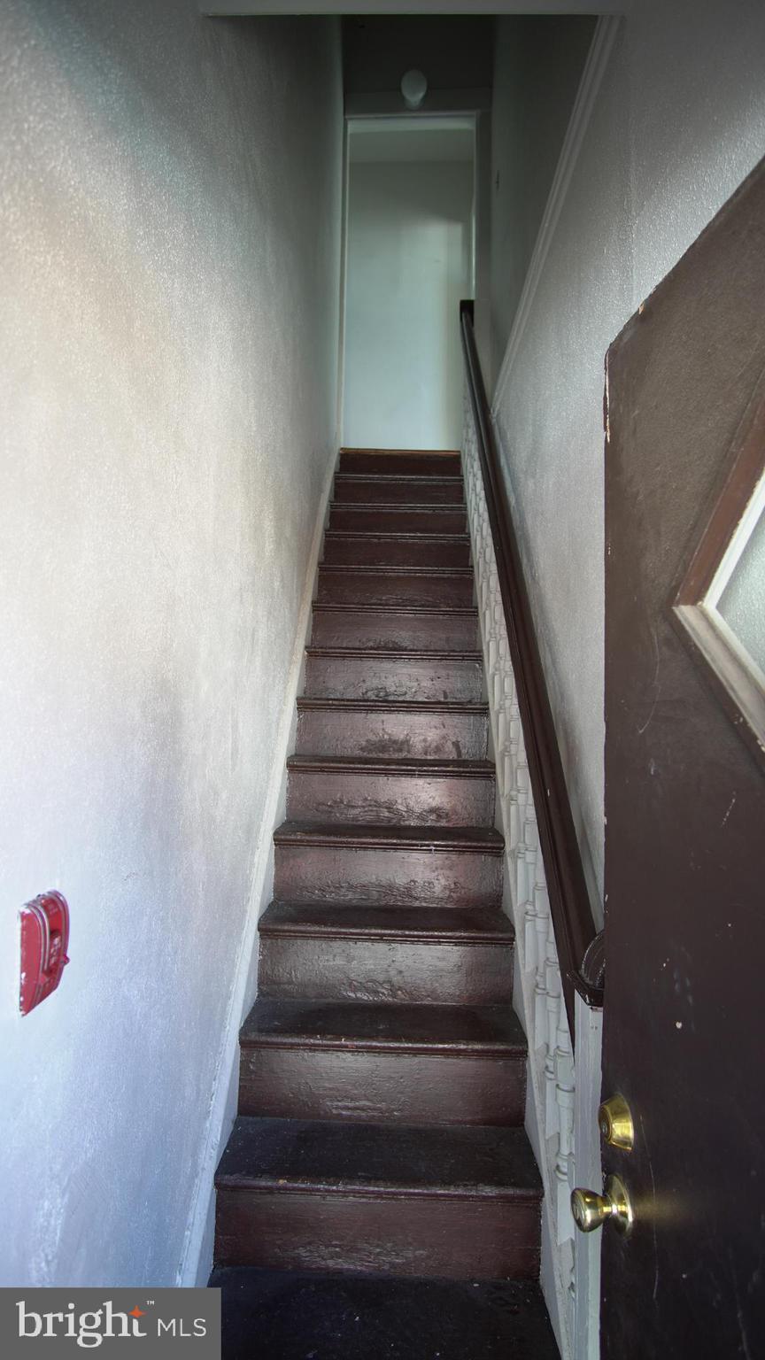 1900 S 18TH STREET 3RD FL - Photo 2