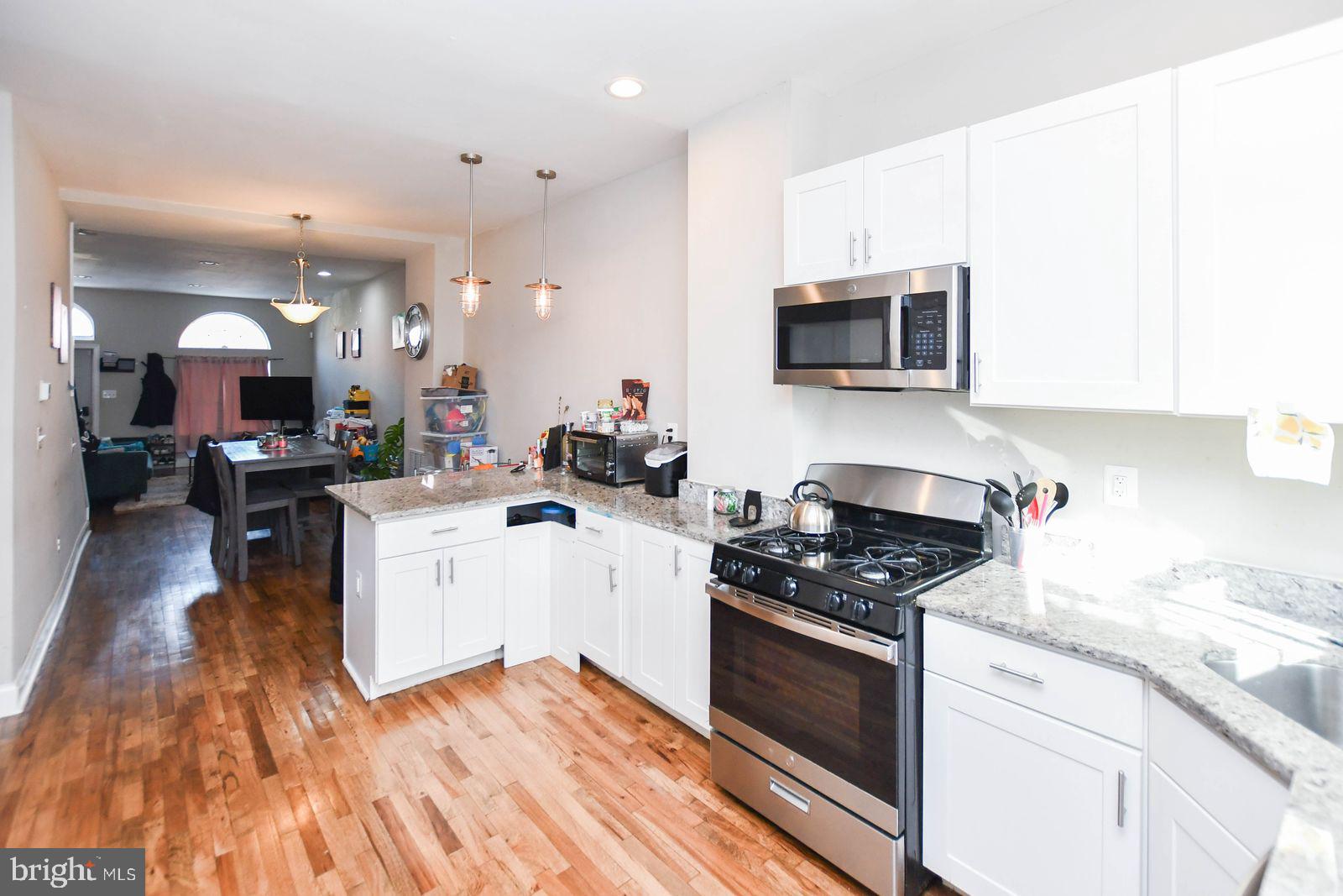 BROADWAY EAST - Residential