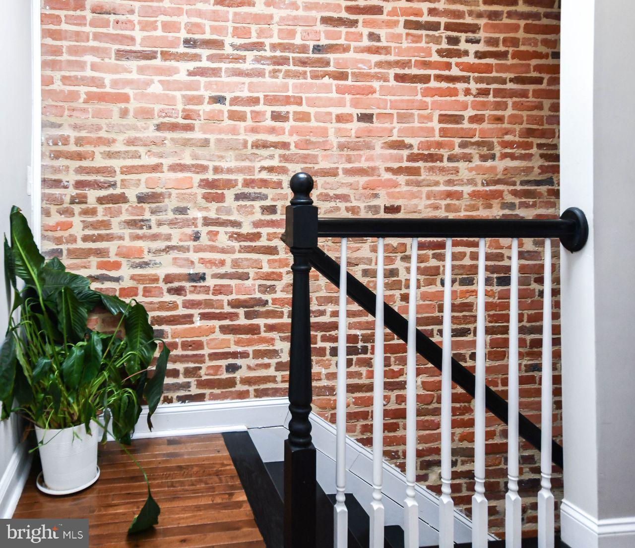 BROADWAY EAST - Residential