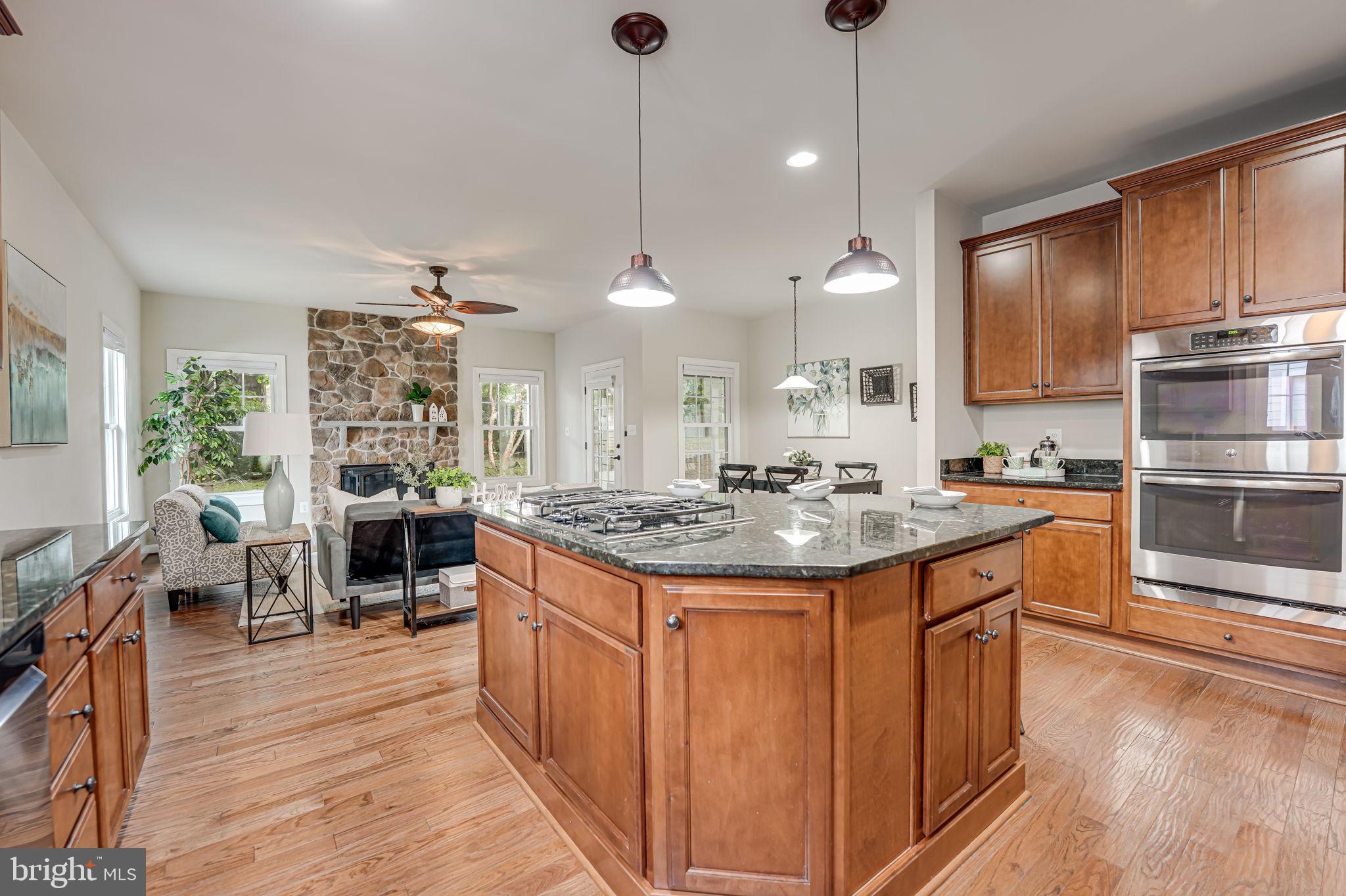 PIMMIT HILLS - Residential