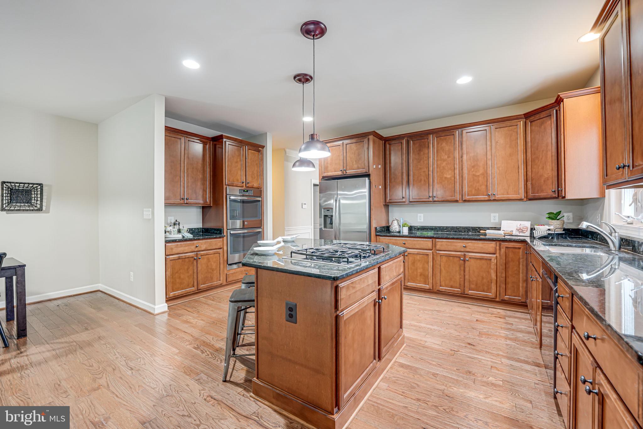 PIMMIT HILLS - Residential