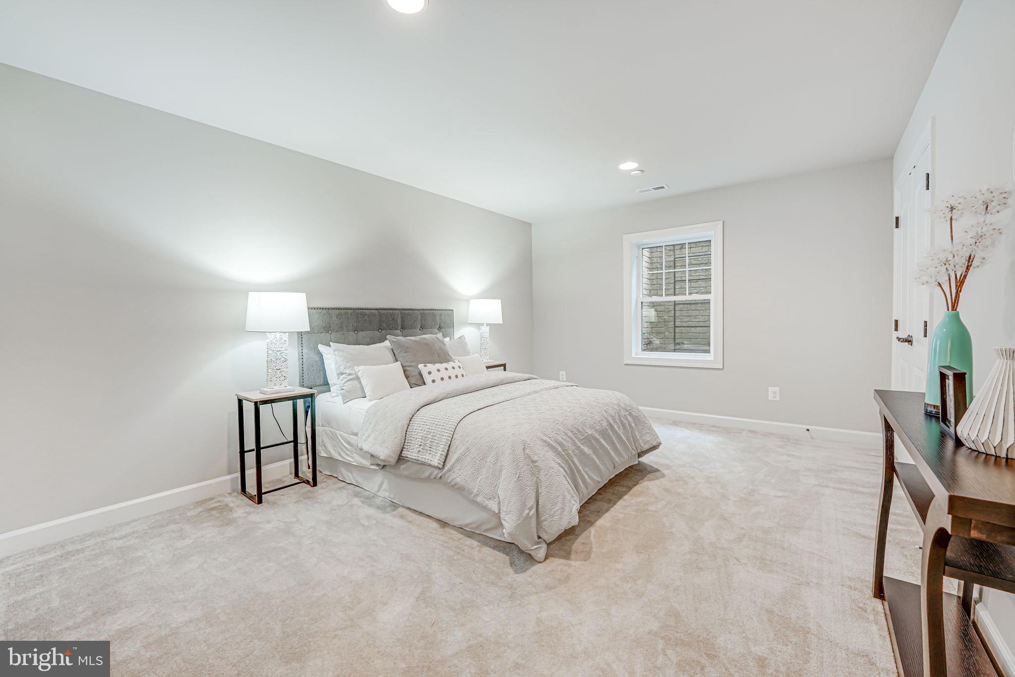 PIMMIT HILLS - Residential