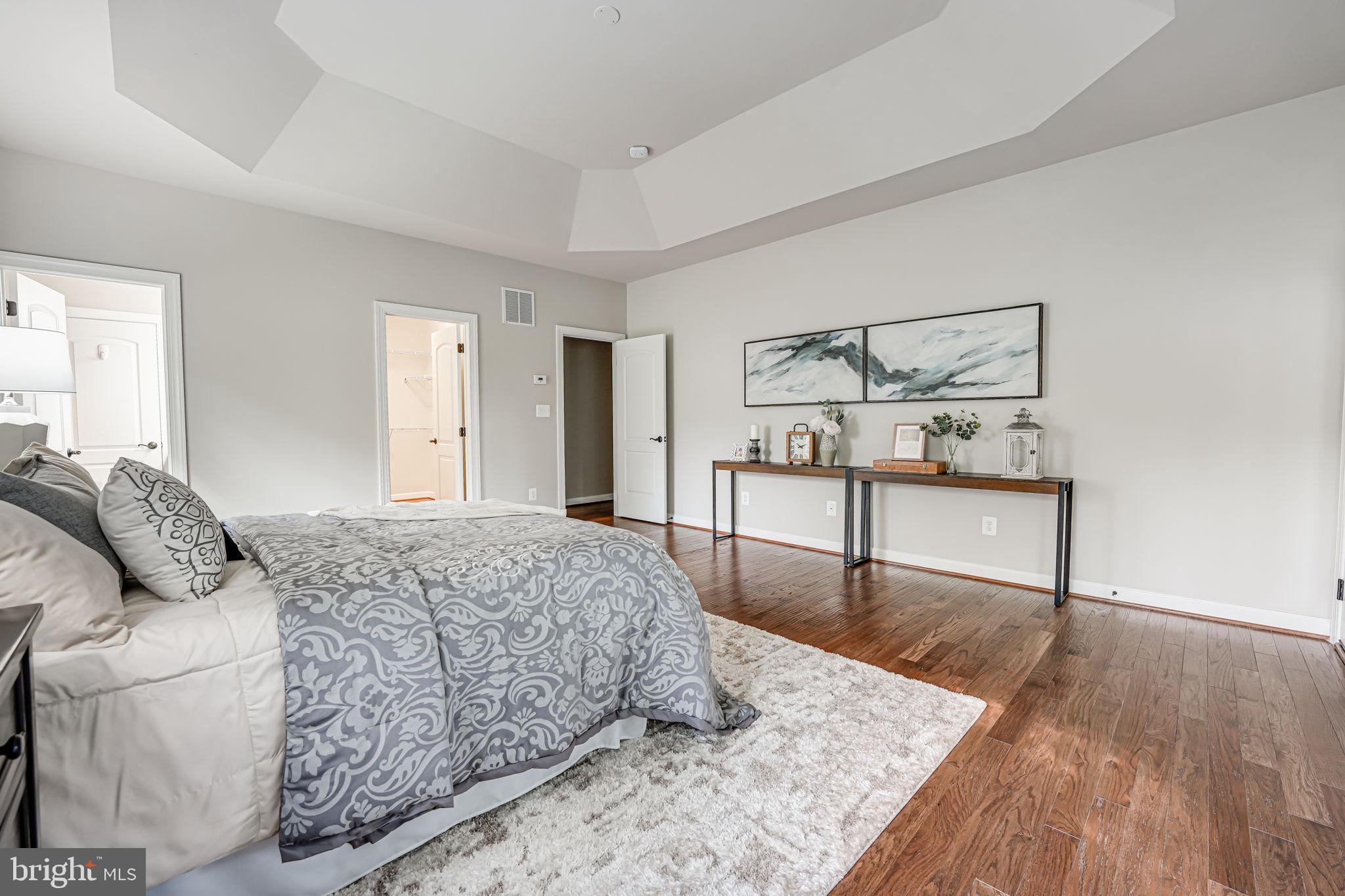 PIMMIT HILLS - Residential