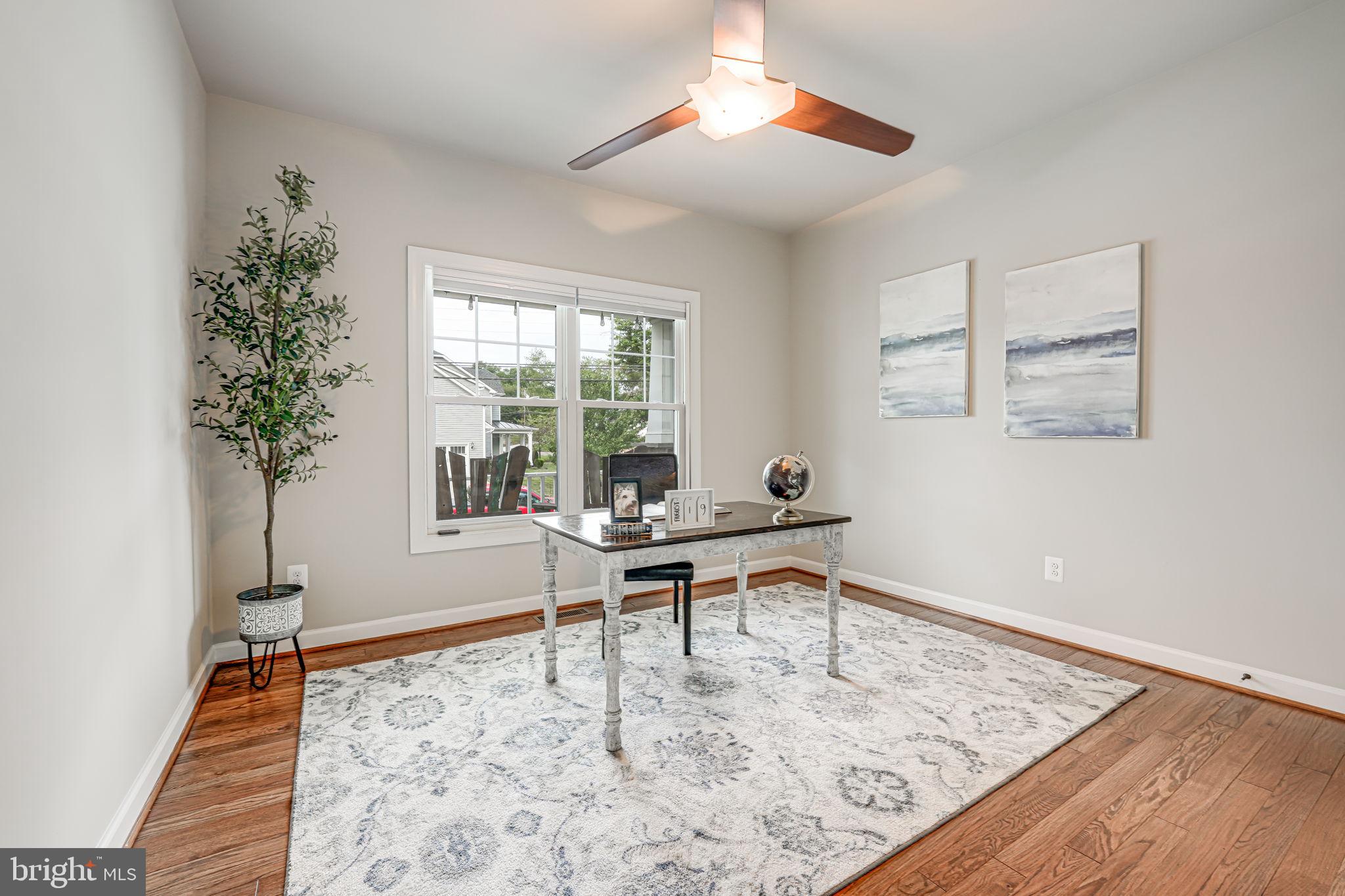 PIMMIT HILLS - Residential