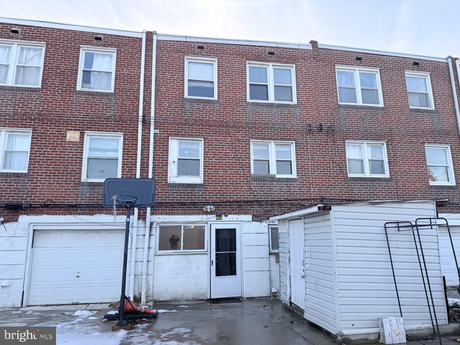 PHILADELPHIA (NORTHEAST) - Residential