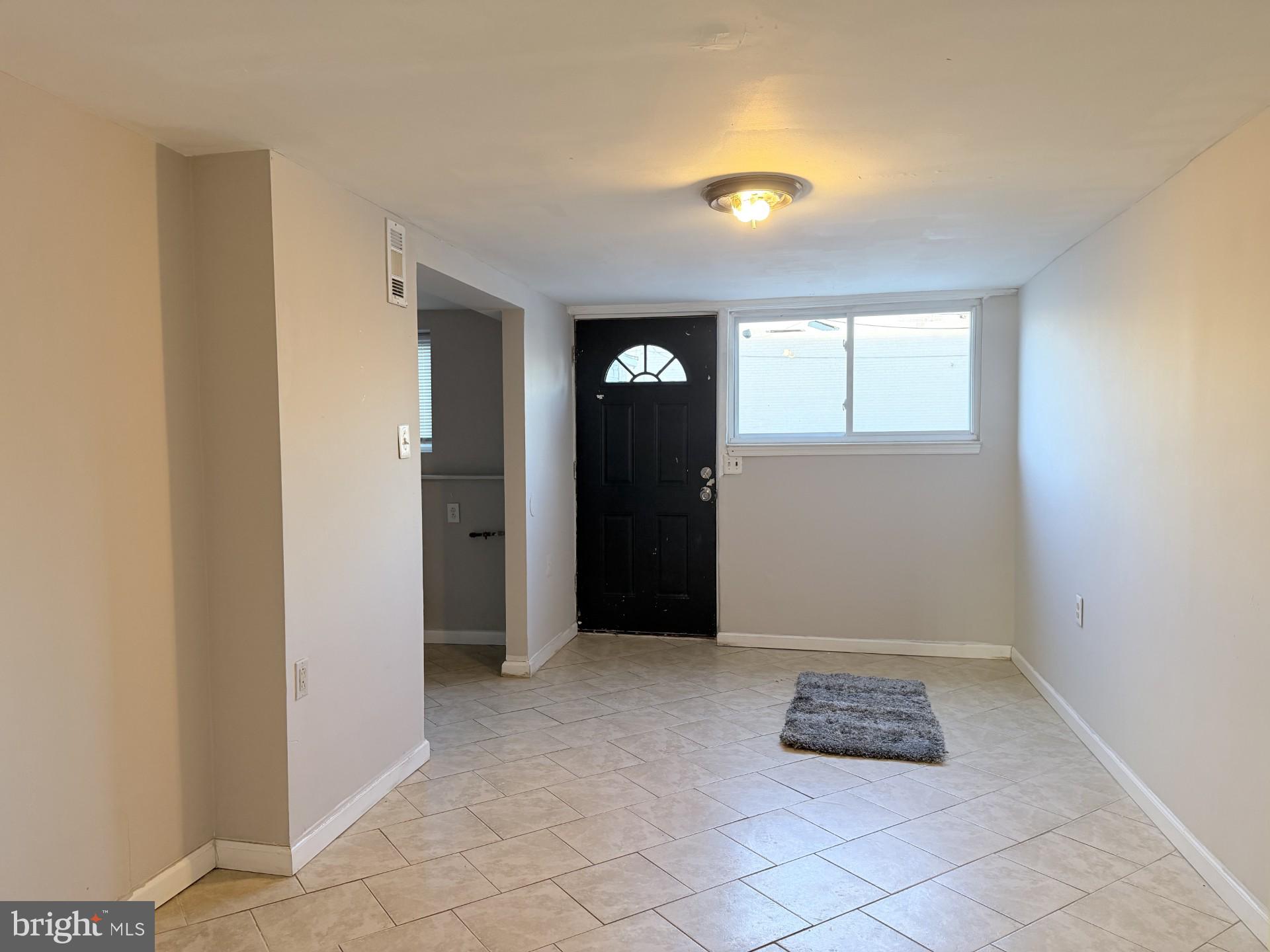 PHILADELPHIA (NORTHEAST) - Residential