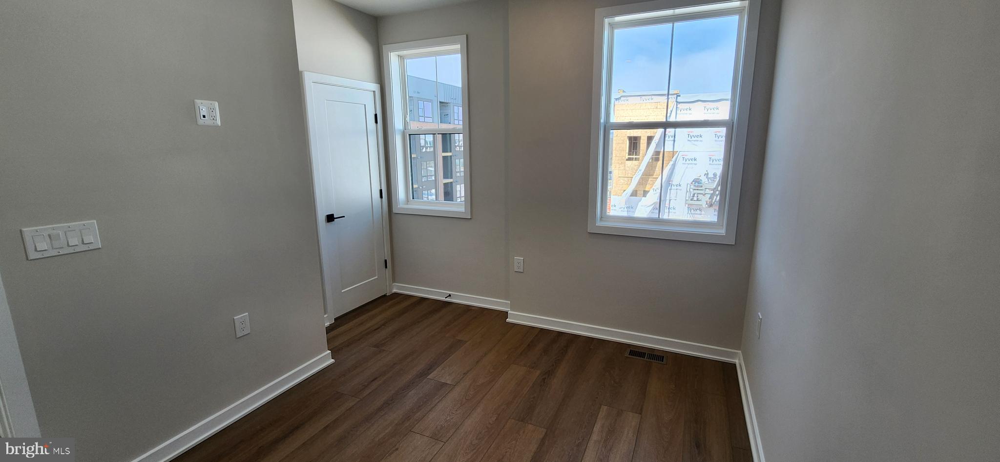 FAIRFAX - Residential Lease