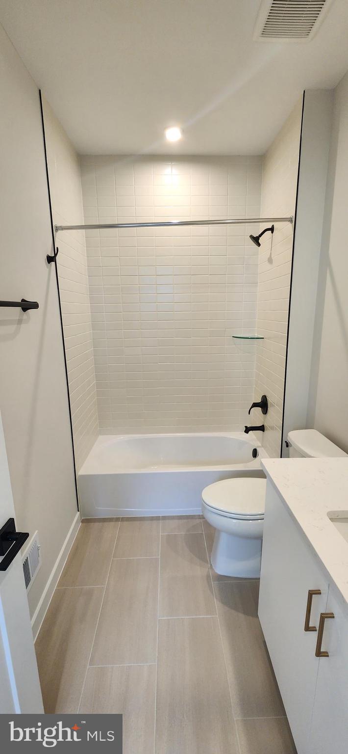 FAIRFAX - Residential Lease