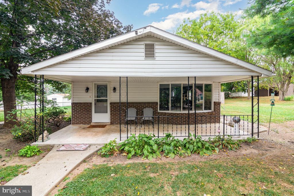 Photo of 55 Ethel Avenue, HUMMELSTOWN, PA 17036 (MLS # PADA2052042)