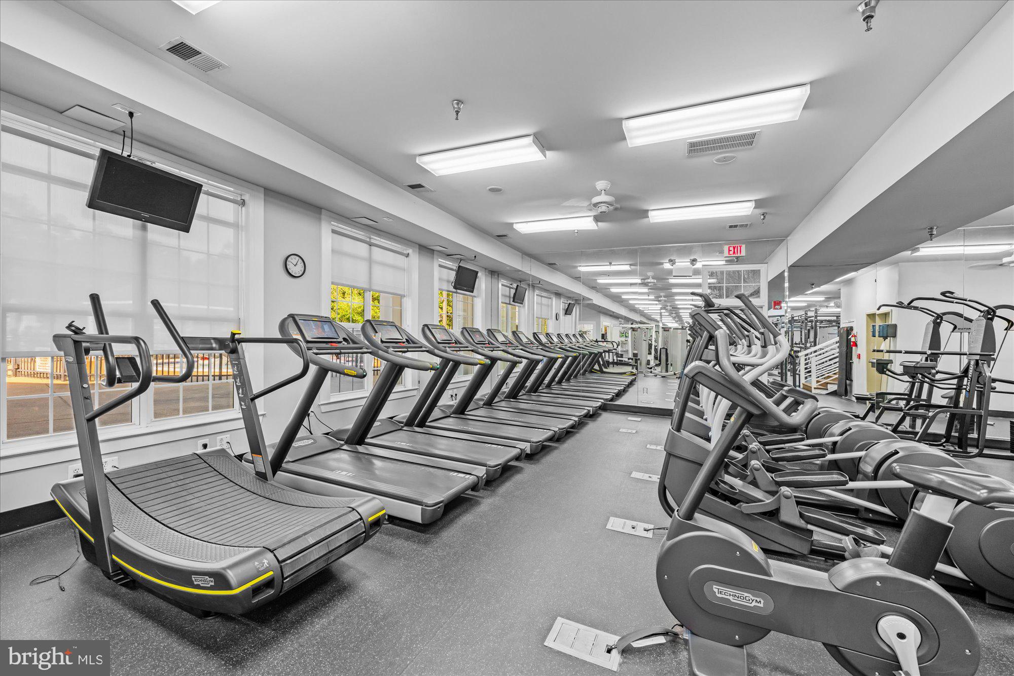 BELMONT COUNTRY CLUB - Residential