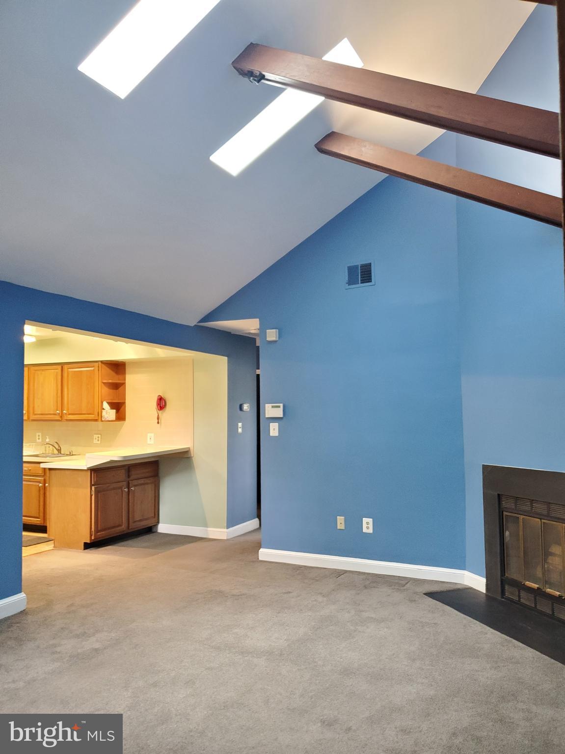 2109 N SCOTT STREET 53