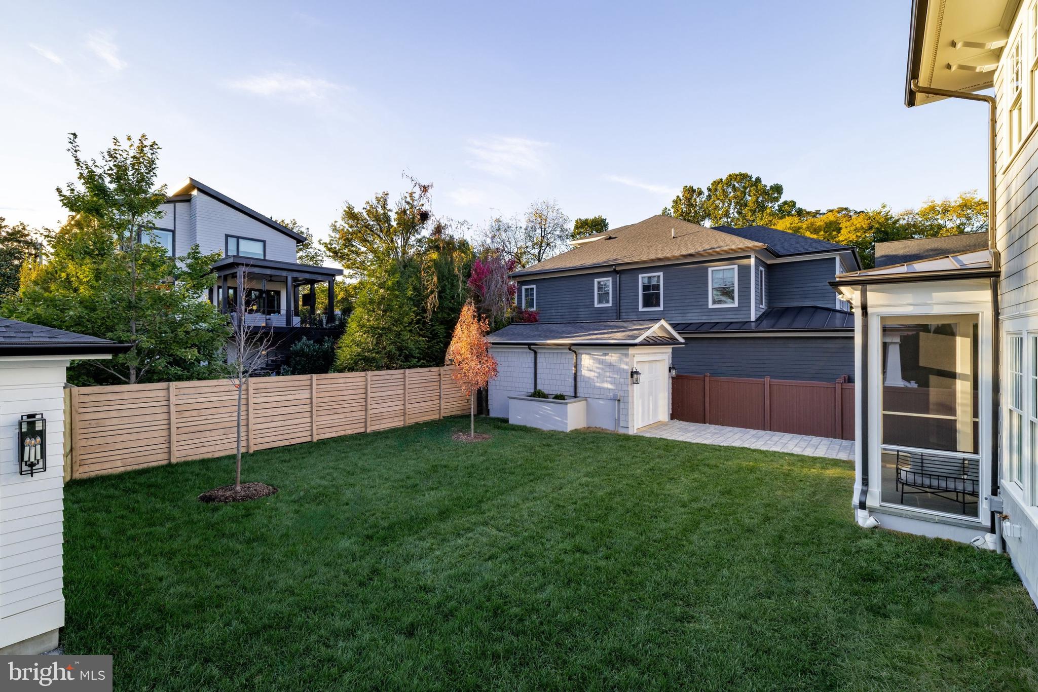 ASHTON HEIGHTS - Residential