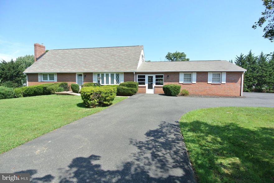 Beautiful All Brick Cape Cod Offering 2600+ Fin.Sq.Ft., Loc. on 0.62 Acres Features 4 Bdrms/3 Baths, an Oversized 2 Car Garage w/Enclosed Porch. Hdwd Flrs Thruout Main & UL, Generous Size Bdrms w/Amazing Closet Space. The Part.Fin. Walkout LL Features an Expansive Rec Rm w/Wood Burn FP, Bath, Sep.Laundry & Lrg Craft Rm/Wkshp/Storage Rm. Stunning Lvl Bkyd w/Cov'd Patio, Secure Storage & Playhouse.