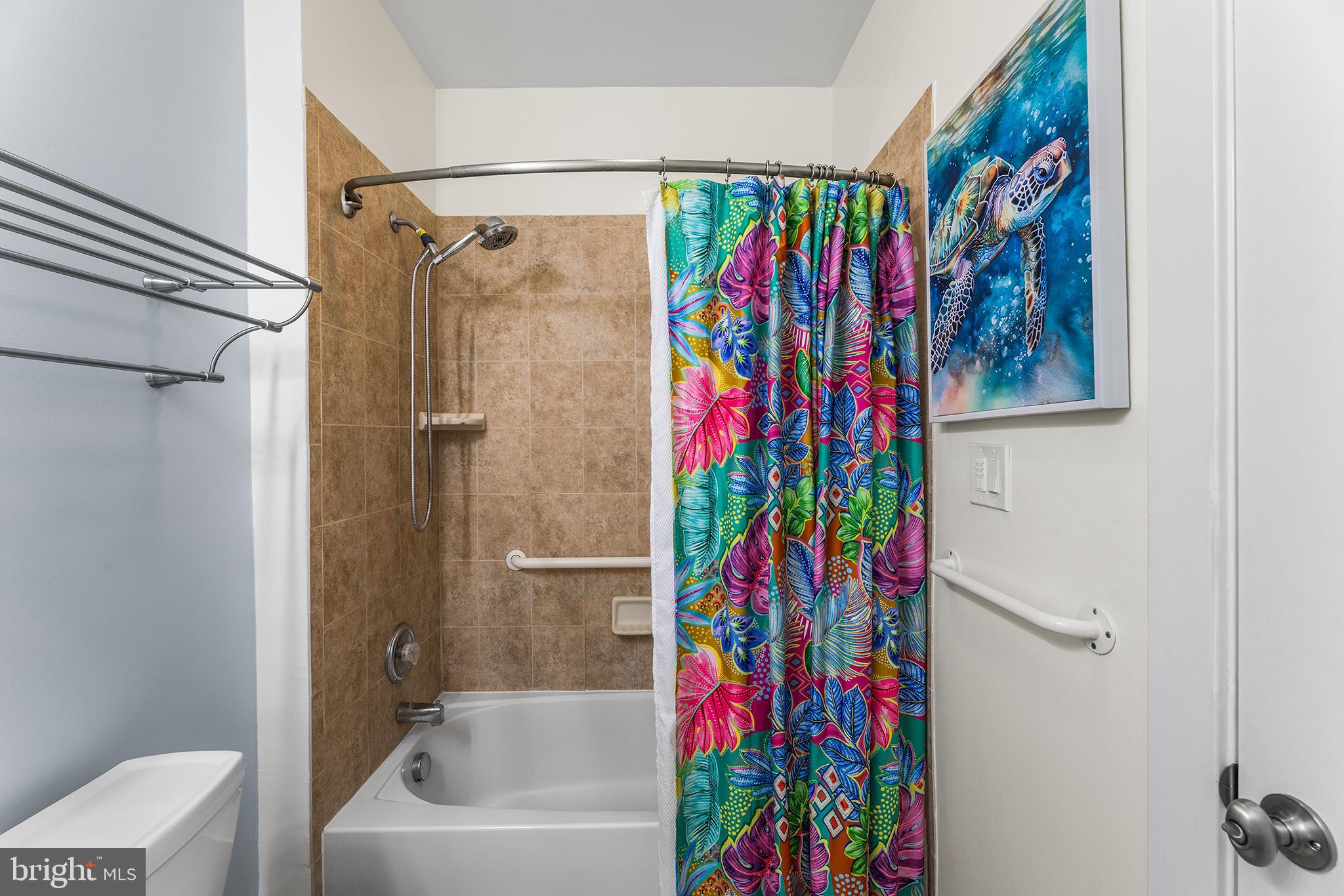 11 54th St # 203, Ocean City, MD, 21842, USA, 5 Bedrooms Bedrooms, ,5 BathroomsBathrooms,Condo,Active,11 54th St # 203,MDWO2039184