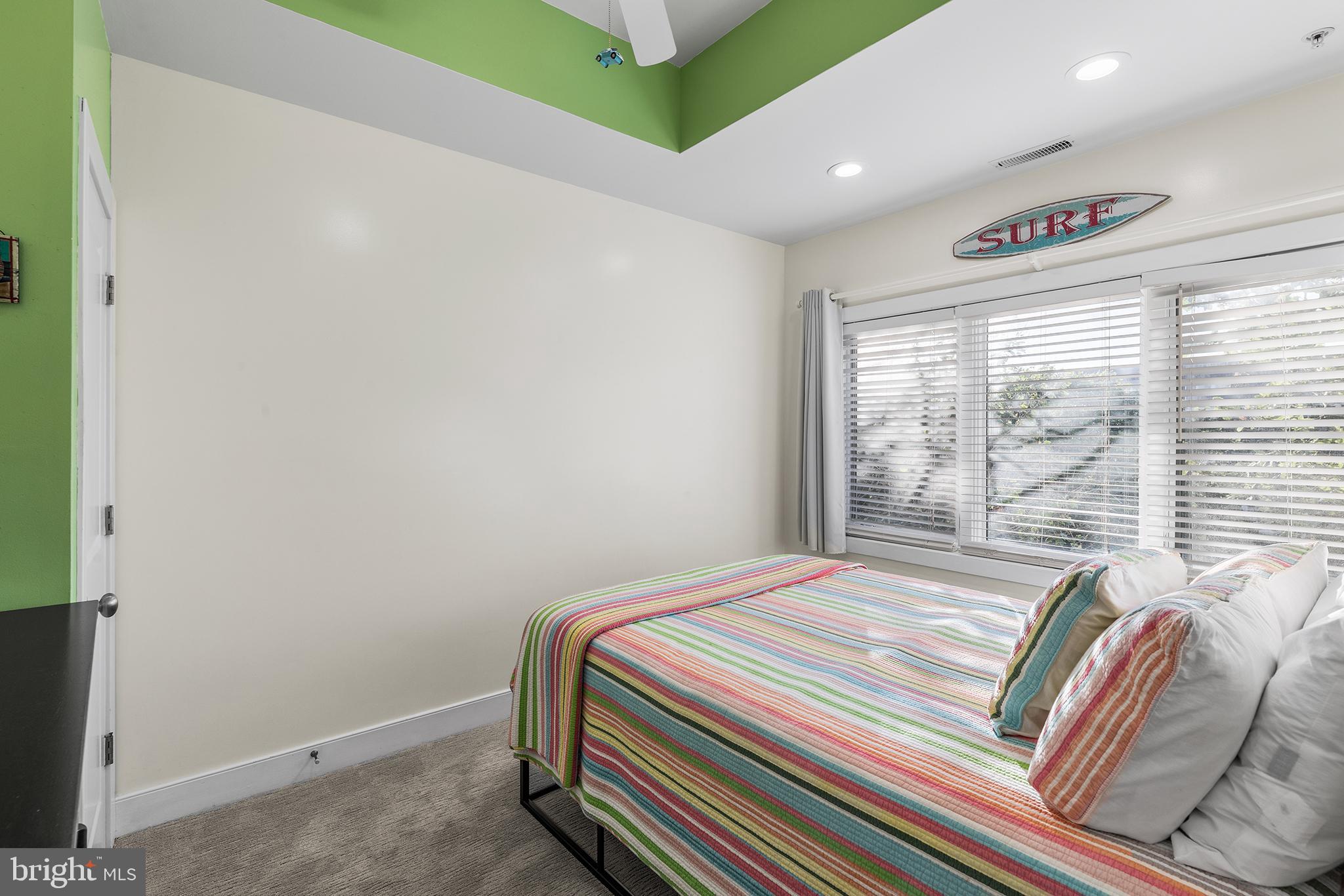 11 54th St # 203, Ocean City, MD, 21842, USA, 5 Bedrooms Bedrooms, ,5 BathroomsBathrooms,Condo,Active,11 54th St # 203,MDWO2039184