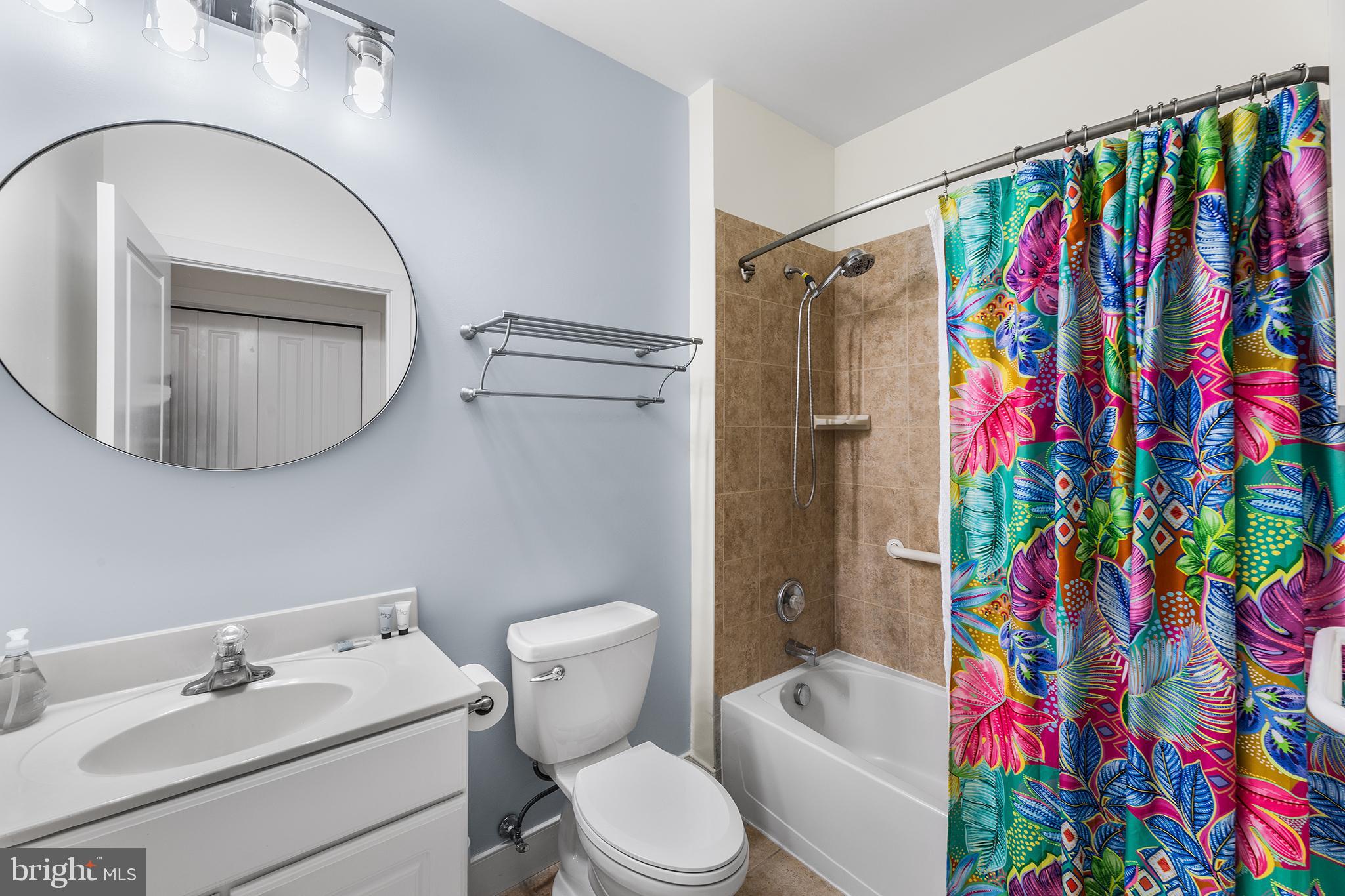 11 54th St # 203, Ocean City, MD, 21842, USA, 5 Bedrooms Bedrooms, ,5 BathroomsBathrooms,Condo,Active,11 54th St # 203,MDWO2039184