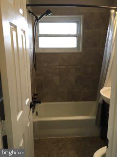 VIRGINIA HILLS - Residential Lease