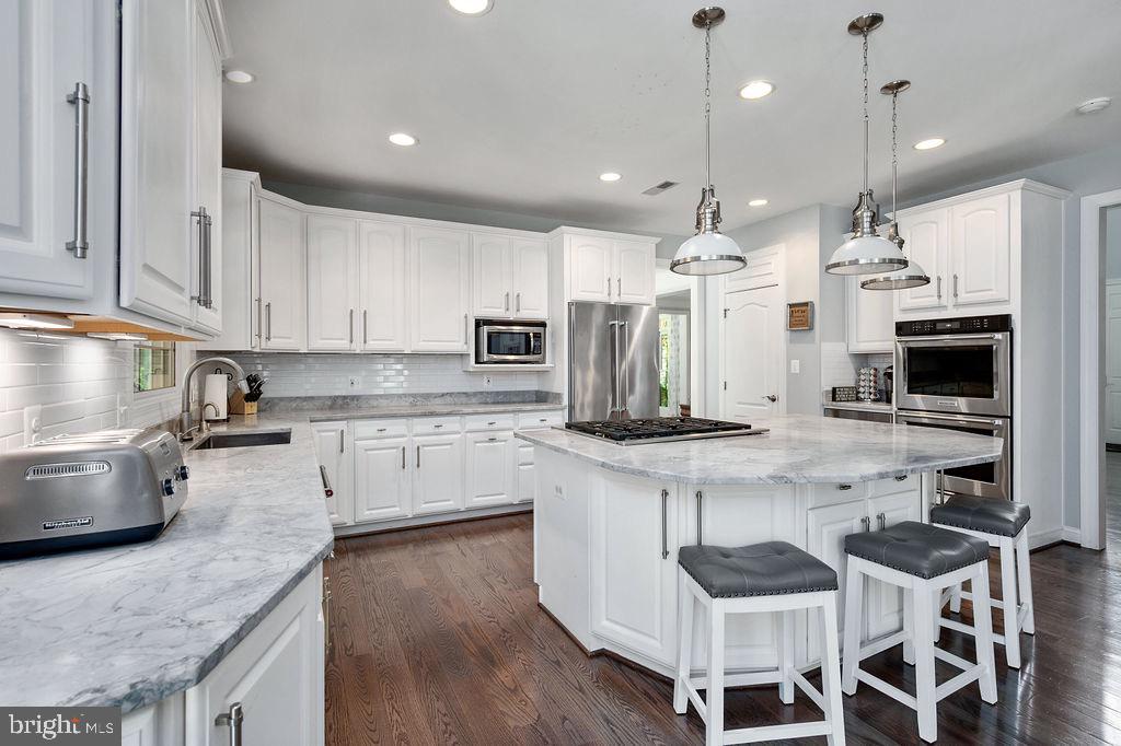 EVERGREEN WOODS - Residential