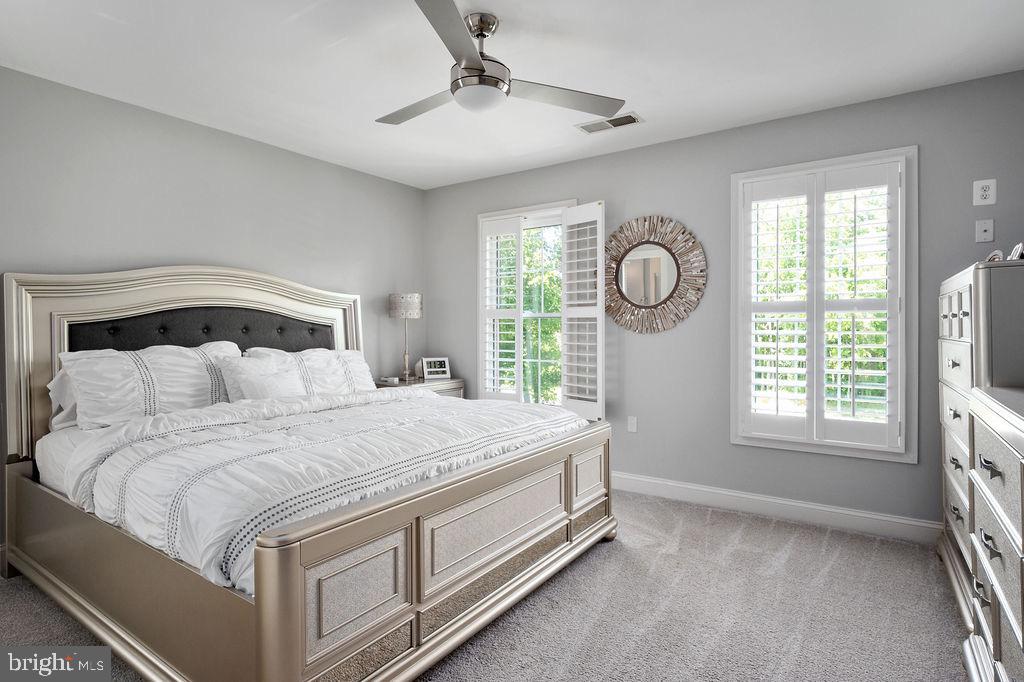 EVERGREEN WOODS - Residential