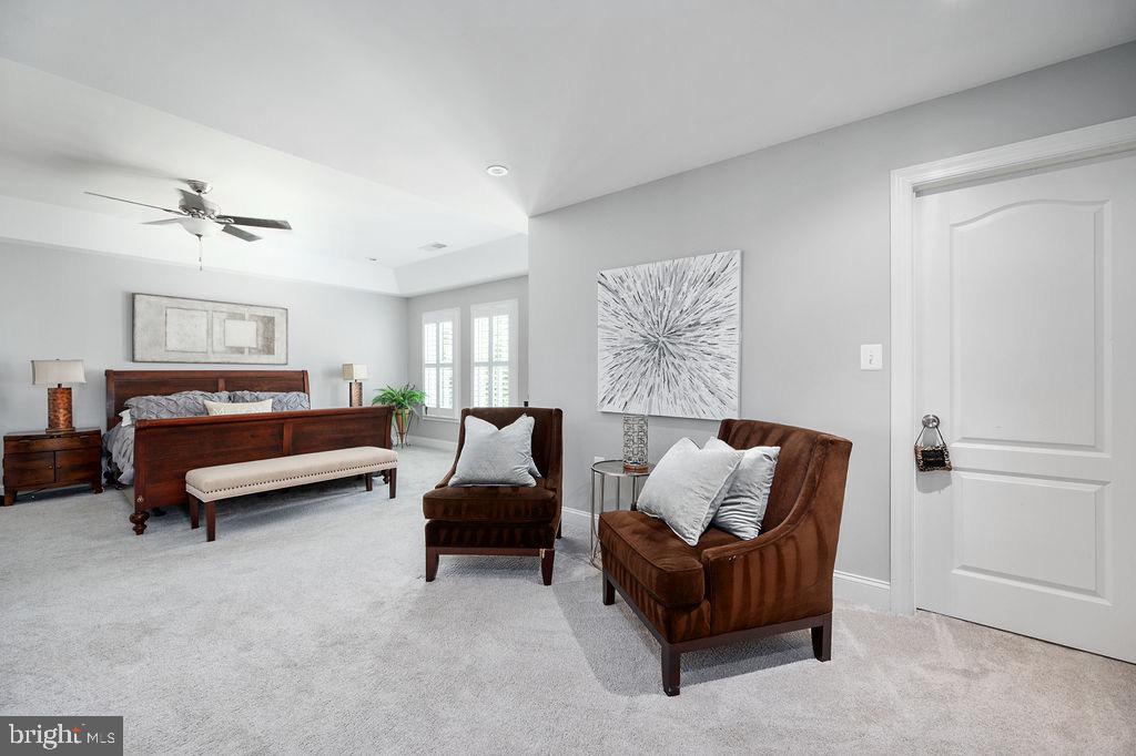 EVERGREEN WOODS - Residential