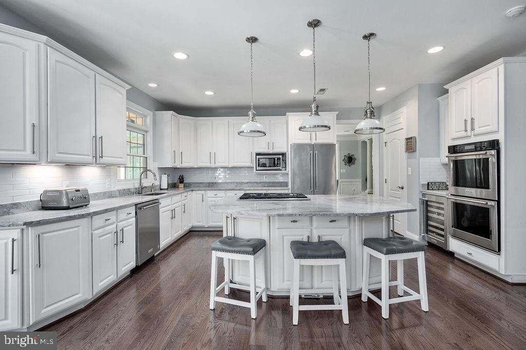 EVERGREEN WOODS - Residential