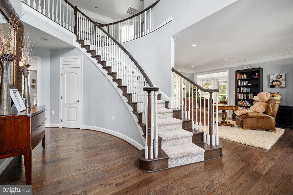 EVERGREEN WOODS - Residential