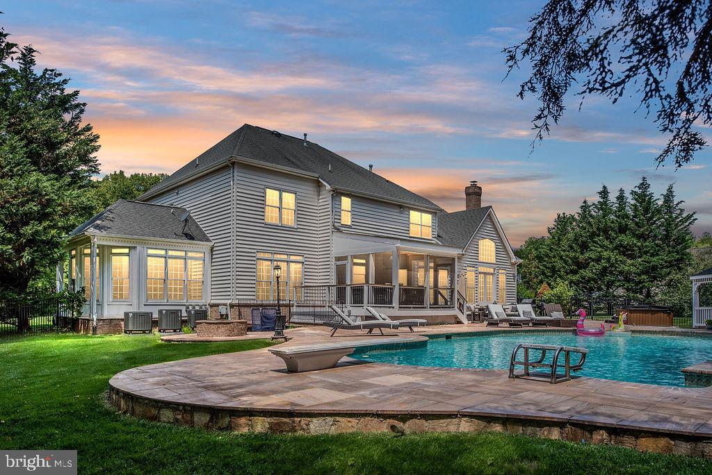 EVERGREEN WOODS - Residential