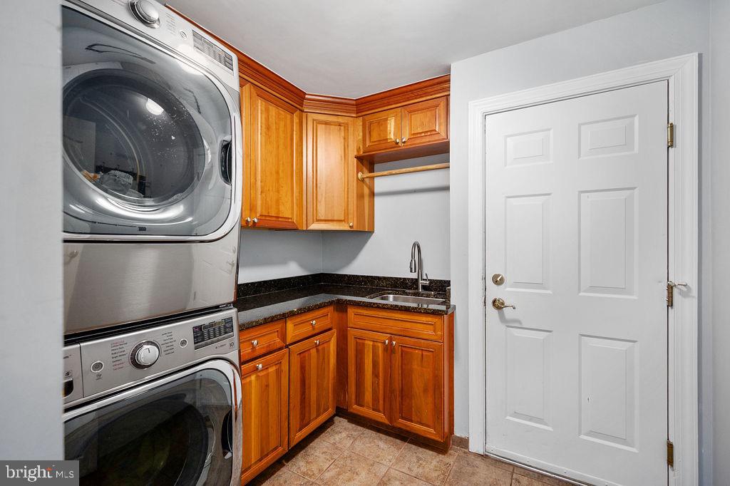 EVERGREEN WOODS - Residential