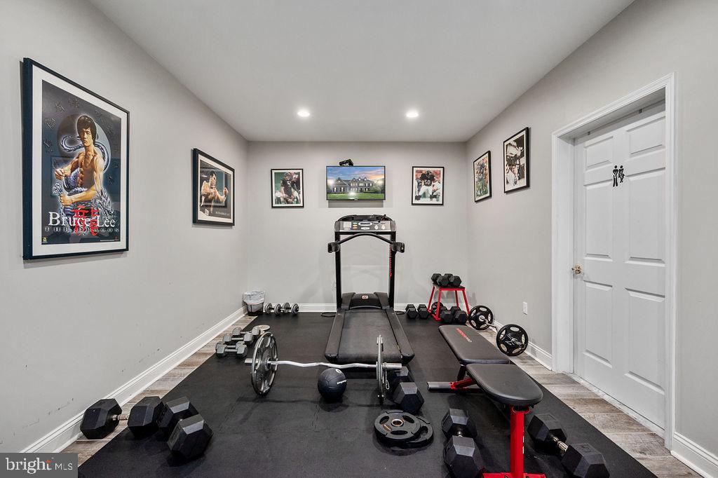 EVERGREEN WOODS - Residential