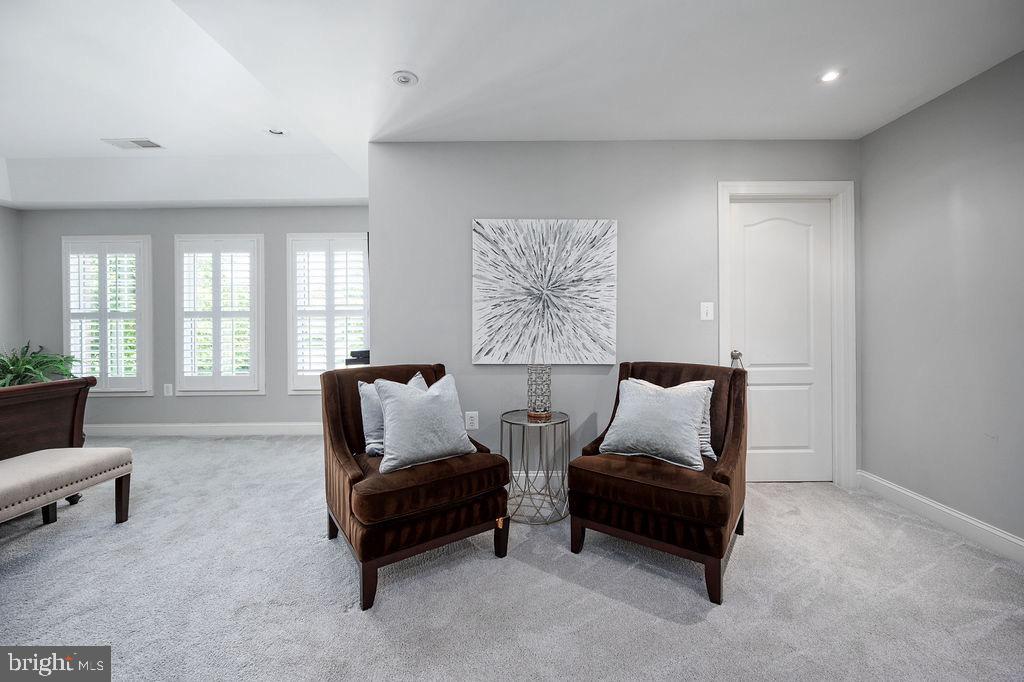 EVERGREEN WOODS - Residential