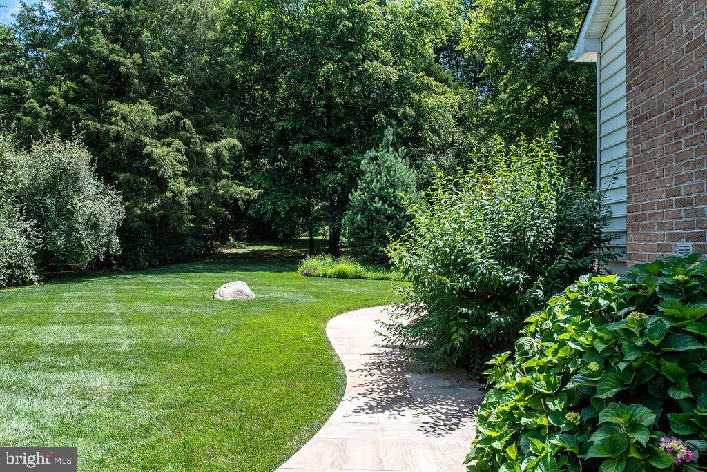 EVERGREEN WOODS - Residential