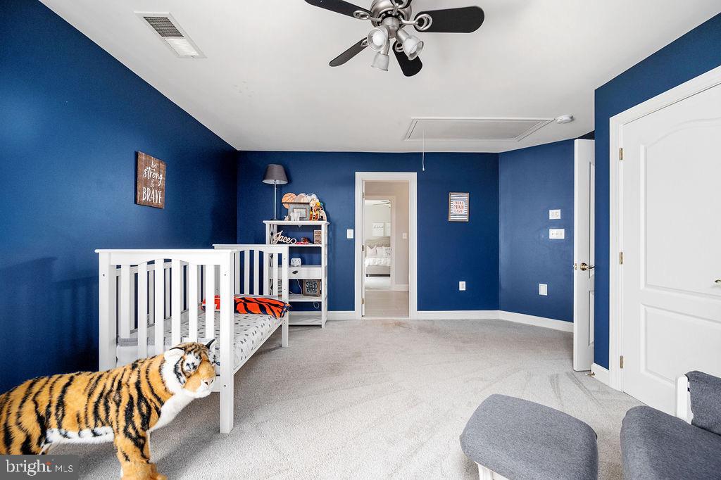 EVERGREEN WOODS - Residential