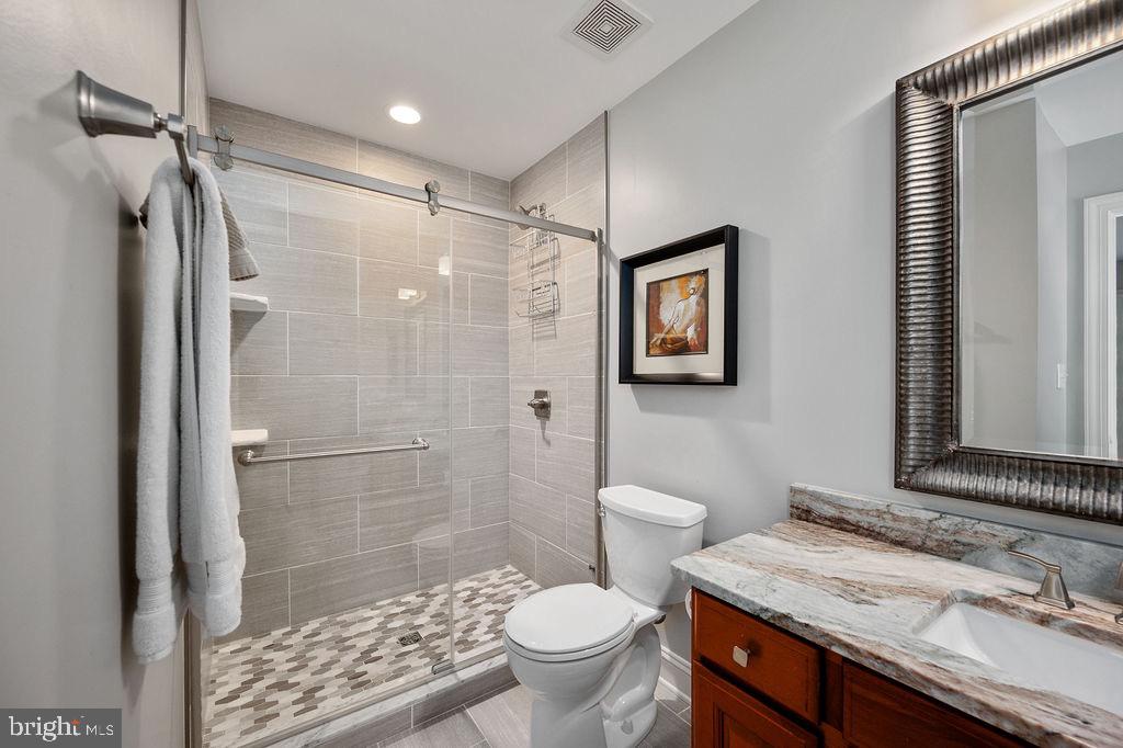 EVERGREEN WOODS - Residential