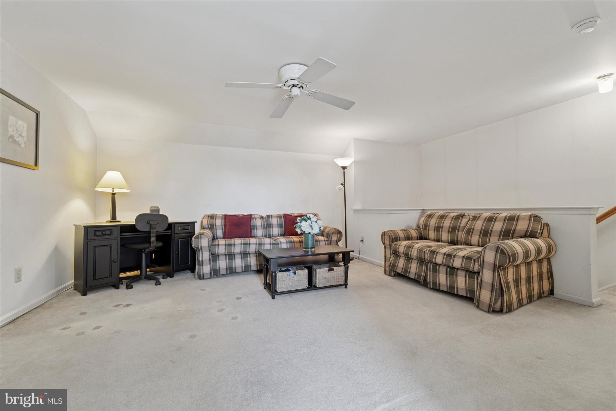 CHERRY TREE KNOLL - Residential